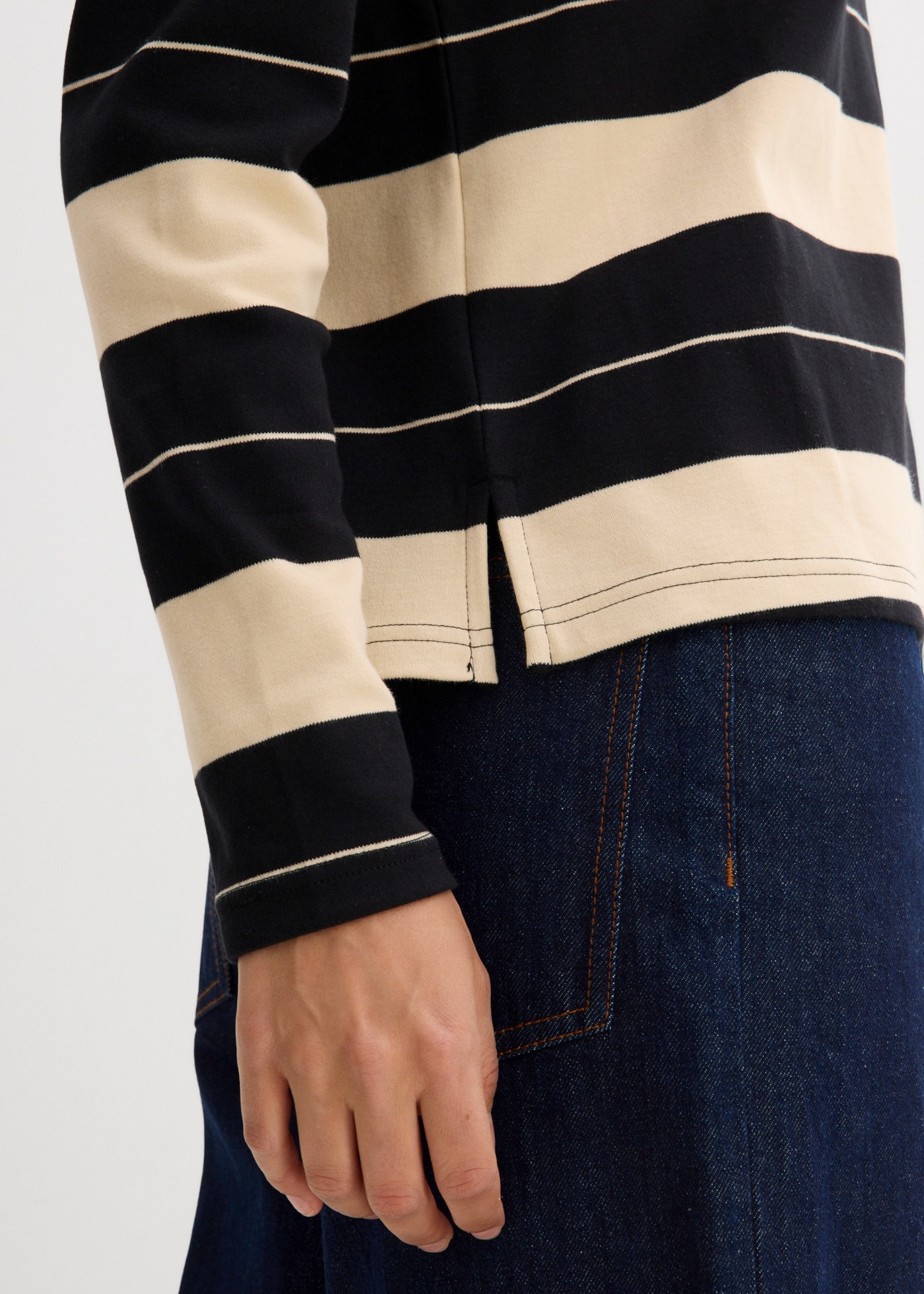 bonprix Langarmshirt in Streifenoptik, lässig geschnitten, aus Baumwolle, im Casual-Stil