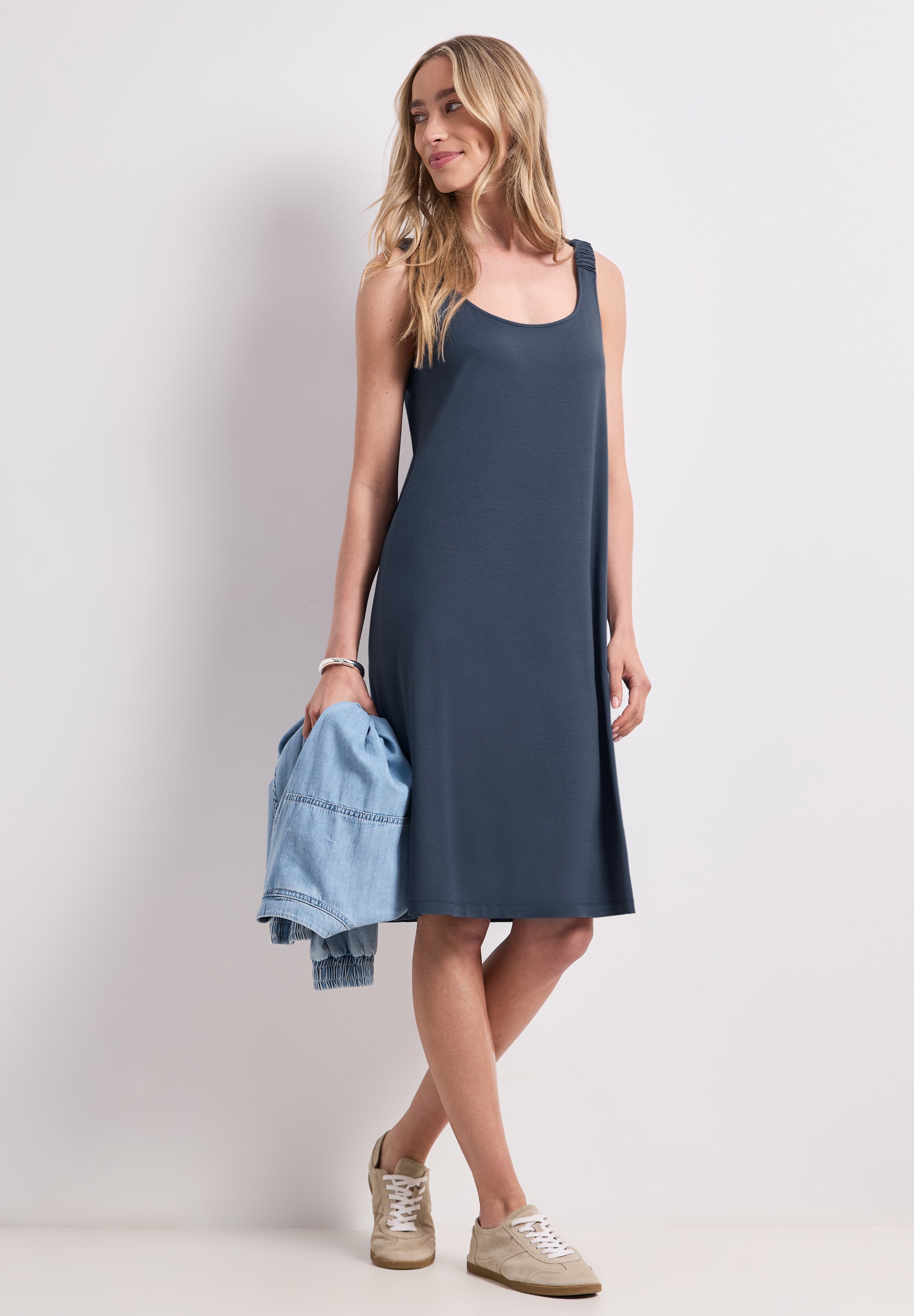 STREET ONE Sommerkleid Ohne Taschen aus Viskose