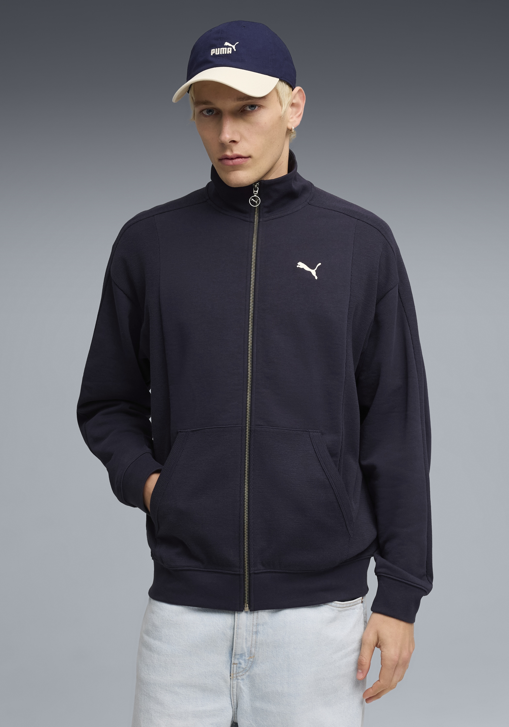 PUMA Sweatjacke »CLASS RELAXED PINNACLE TRACK JACKET TR« ohne Kapuze, für sportliche Aktivitäten und Freizeit, Regular Fit
