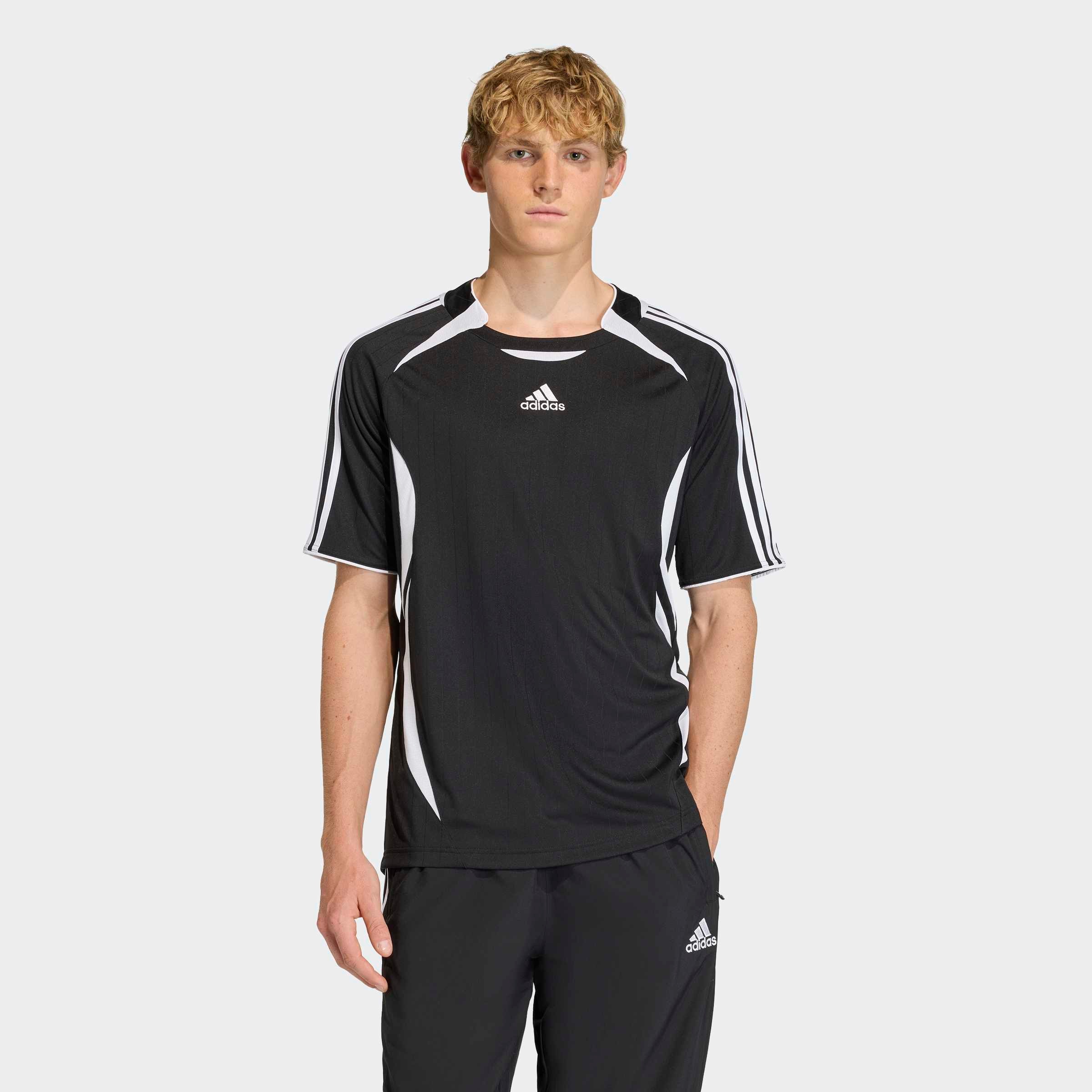 adidas Originals T-Shirt "TEAMGEIST TEE" sportlicher Look, Kurzarm, mit Run günstig online kaufen