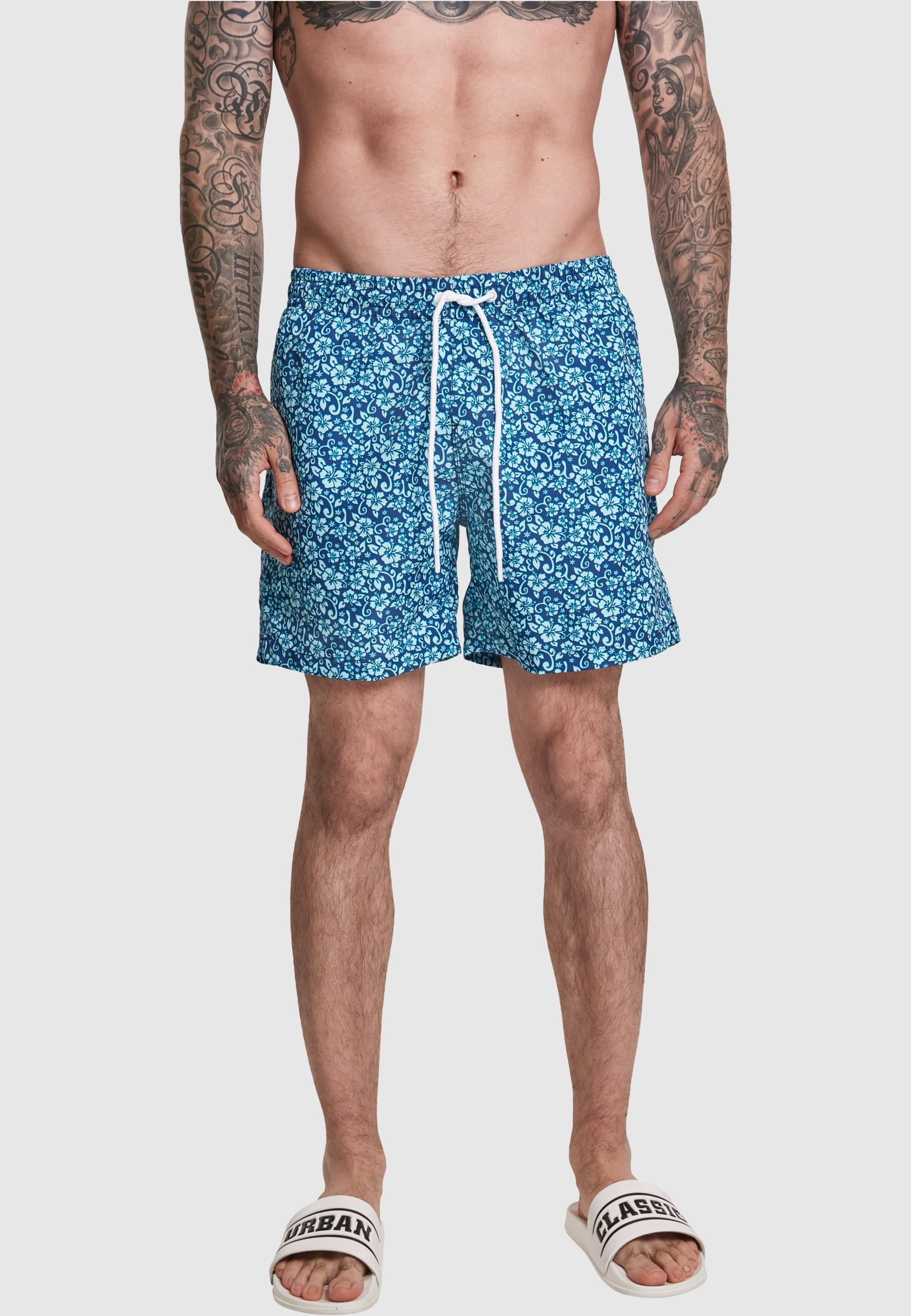 URBAN CLASSICS Badeshorts »Urban Classics Herren Floral Swim Shorts«