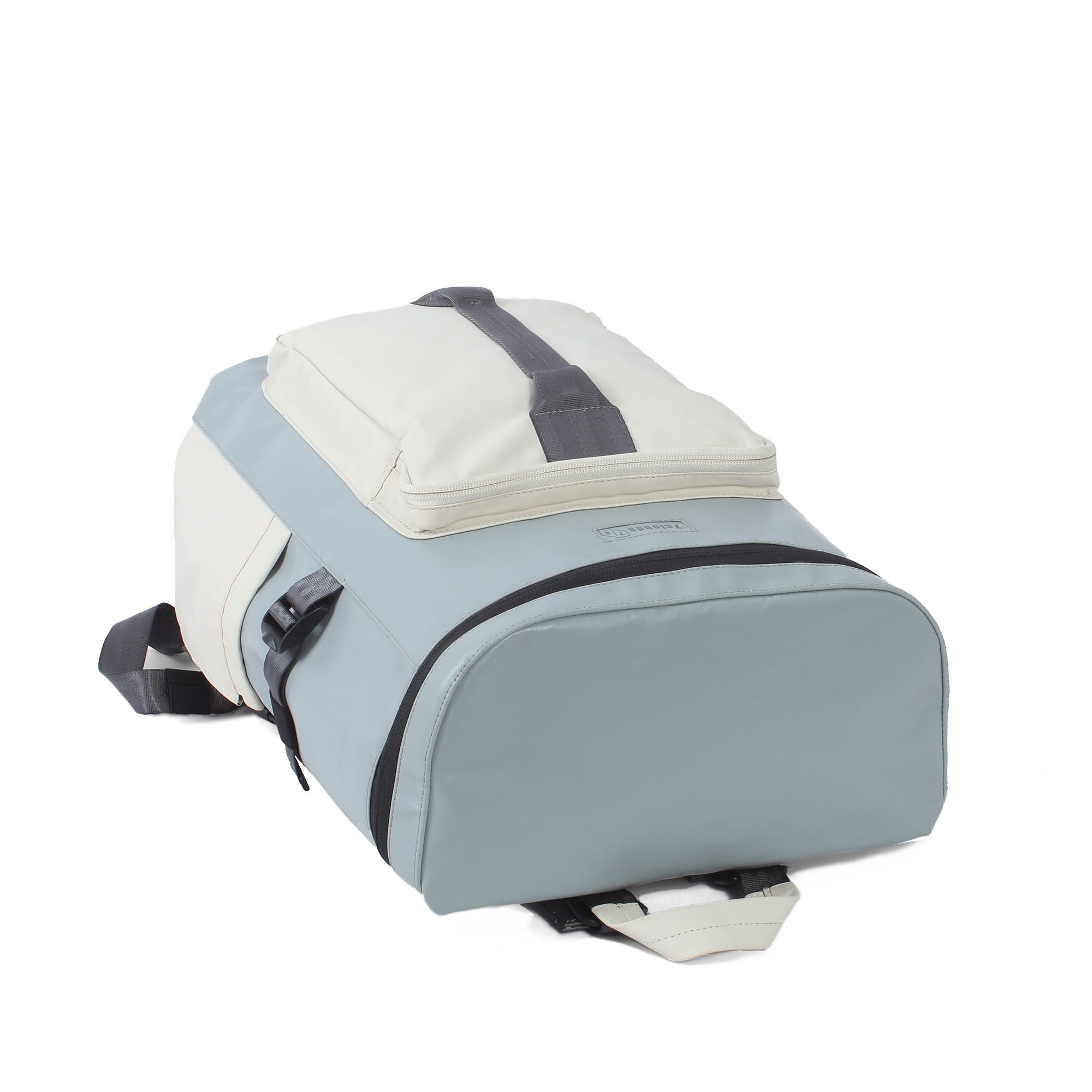 7clouds Laptoprucksack »Heloy 7.1«, mit recyceltem PET