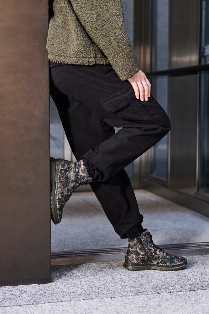 Rieker Schnürboots  Keilabsatz, Herbstboots mit modischen Kontrastnähten