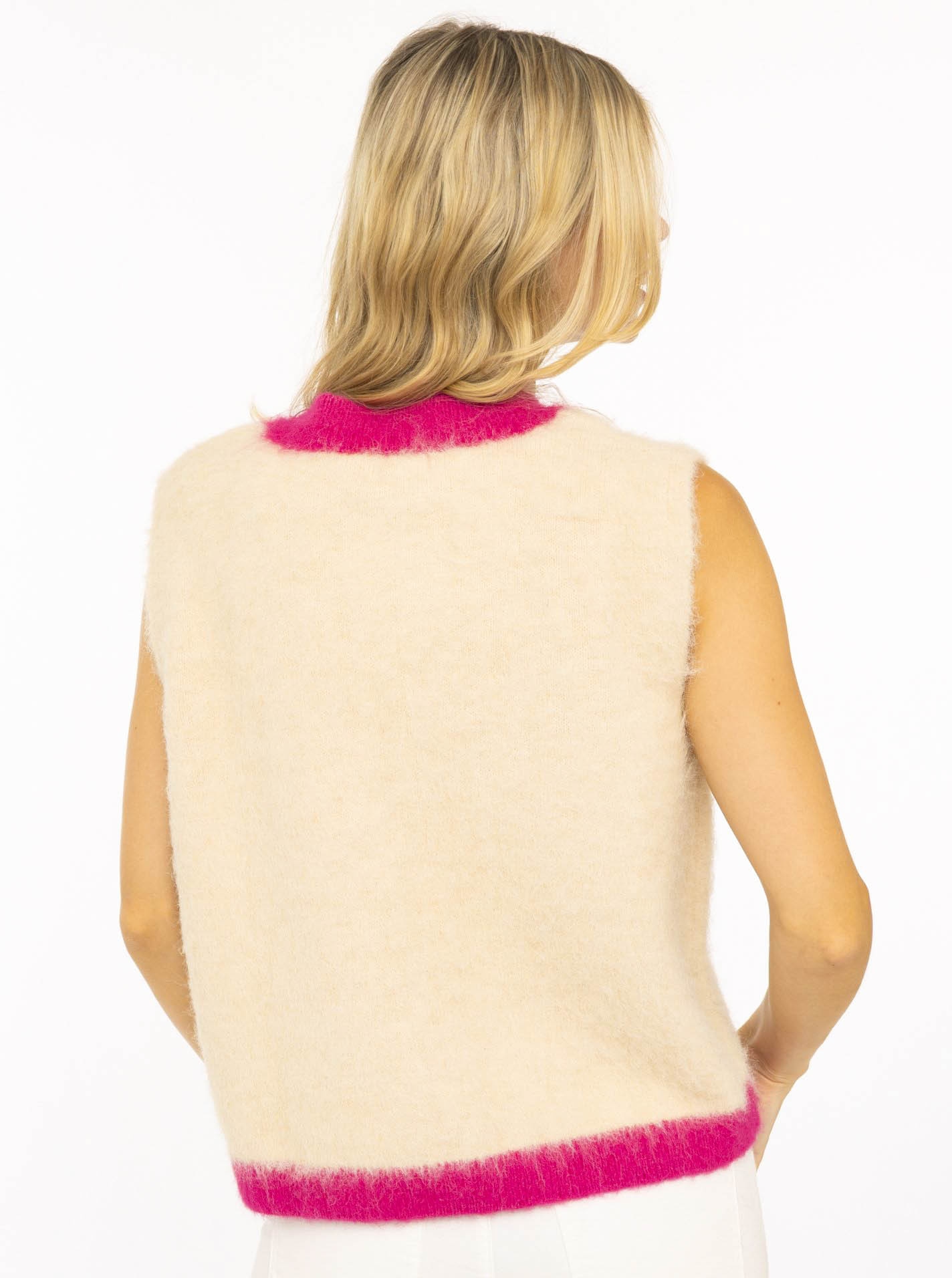 Zwillingsherz Strickweste »"ZH Patch"« farbige Kanten, Logopatch, mit Knöpfen, Rundhals