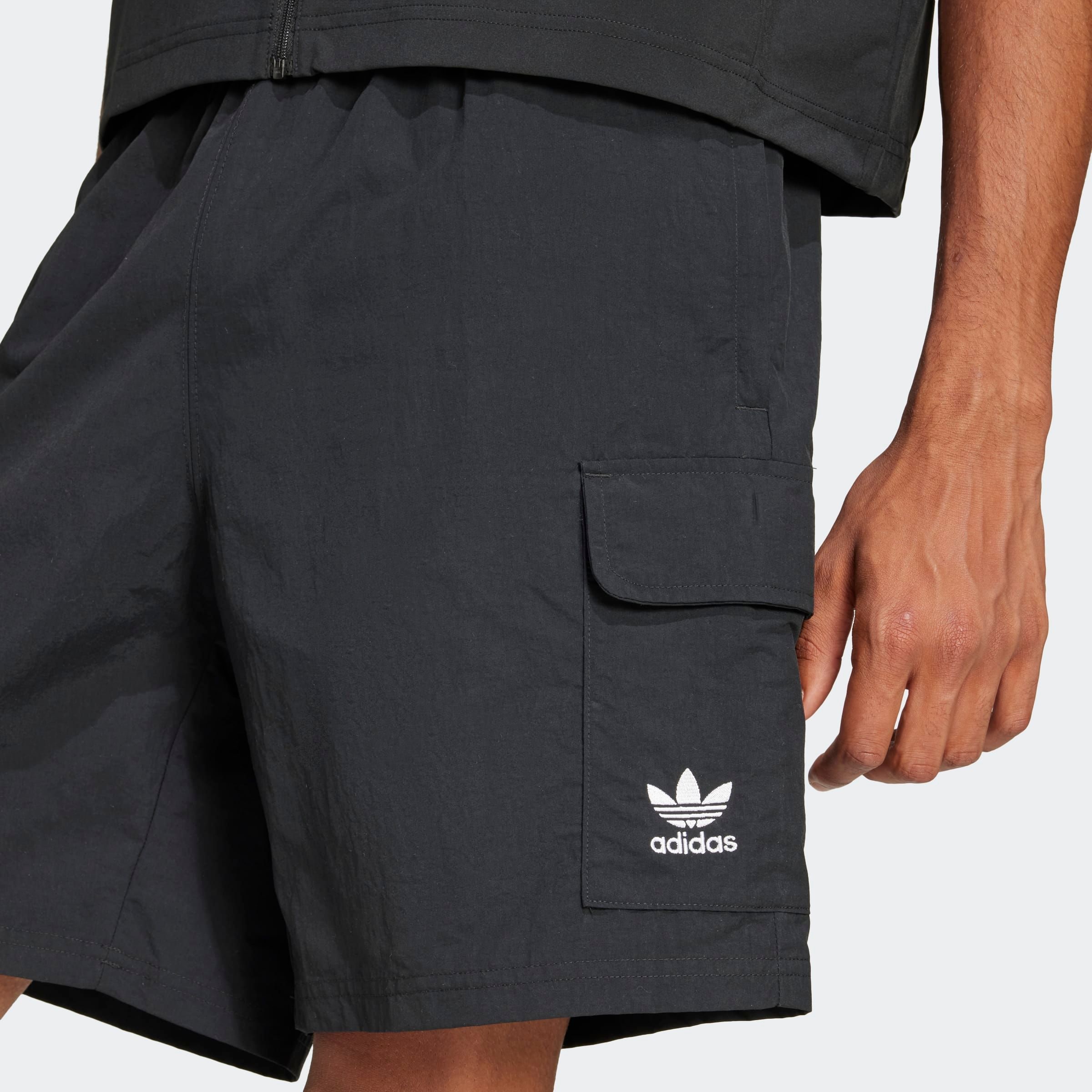 adidas Originals Shorts »ESS WVN SHORTS«, (1 tlg.)
