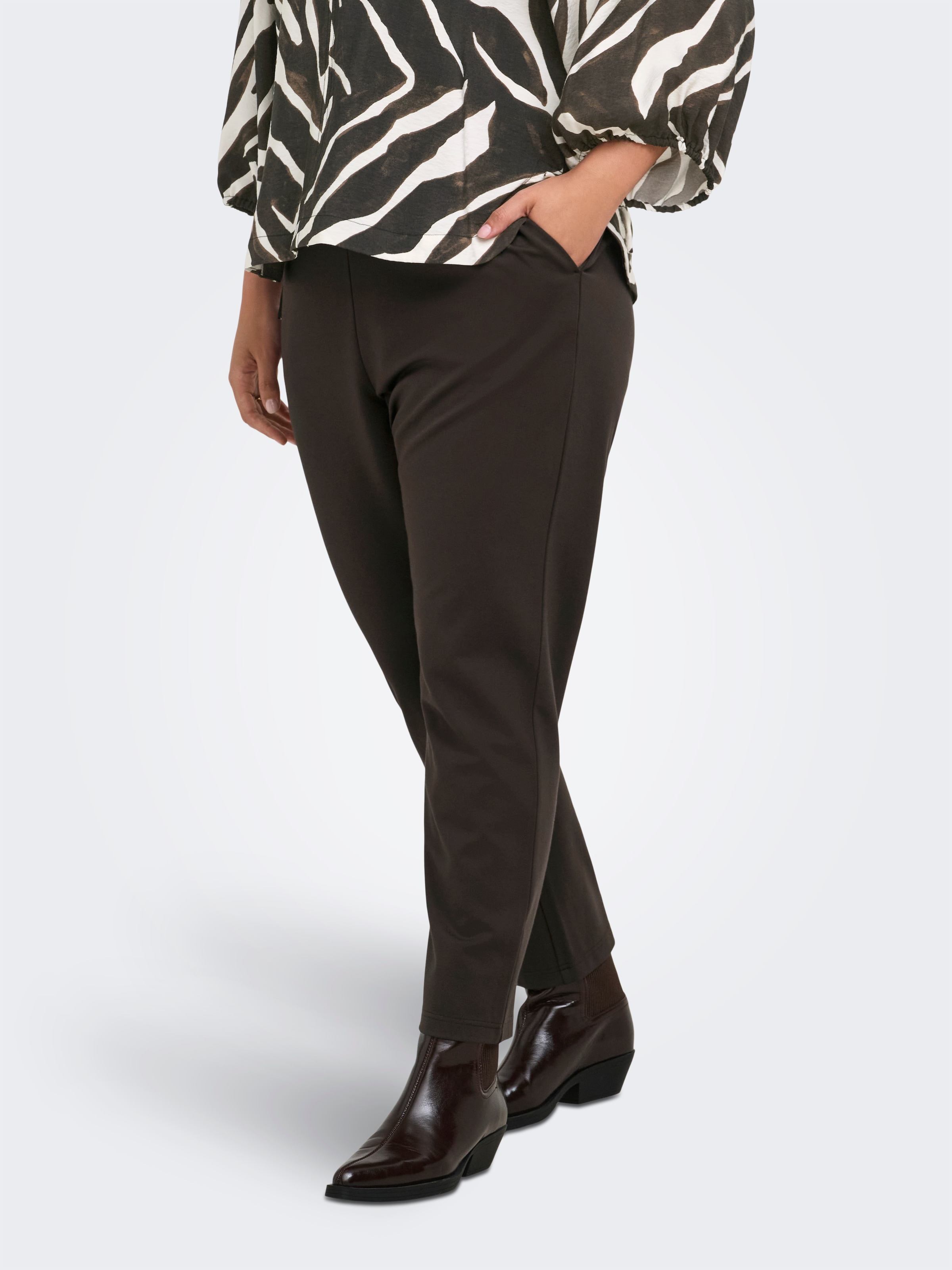ONLY CARMAKOMA "CARGOLDTRASH LIFE CLASSIC PANT NOOS" Viskosemischung, regular fit