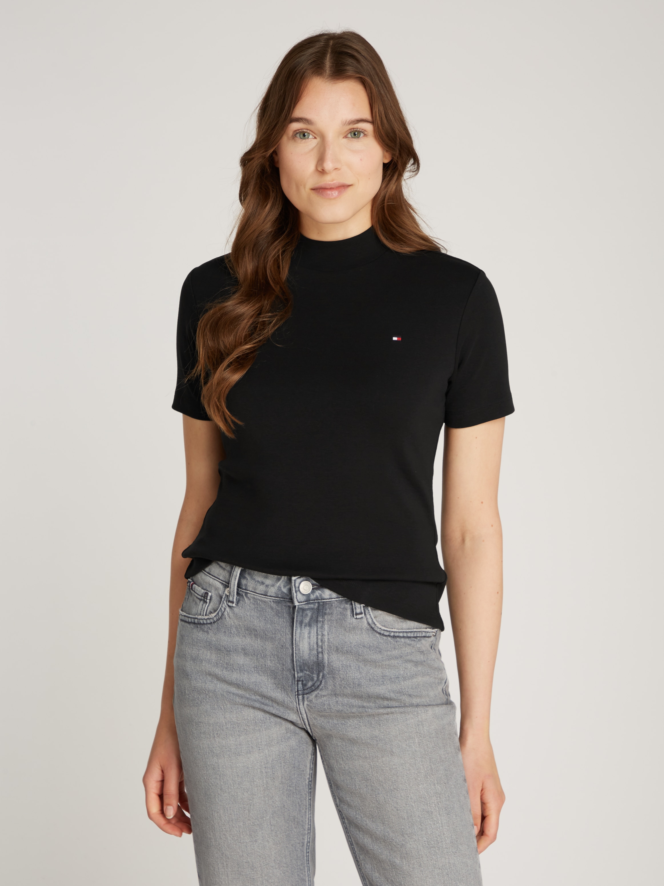 Tommy Hilfiger Stehkragenshirt "NEW CODY SLIM CROP MOCK-NK", mit Logosticke günstig online kaufen