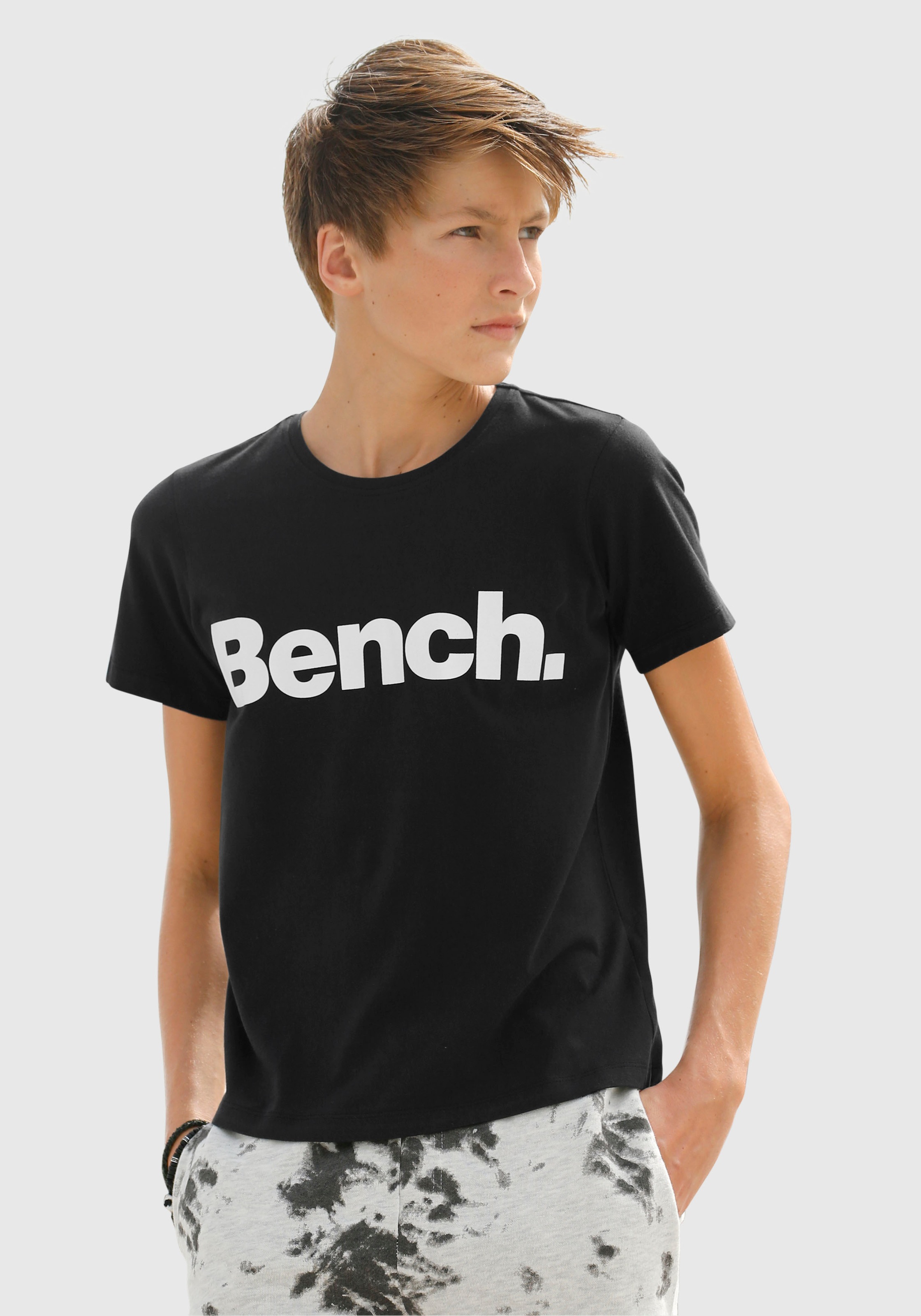 mit Logodruck »Basic«, Bench. kaufen | T-Shirt BAUR