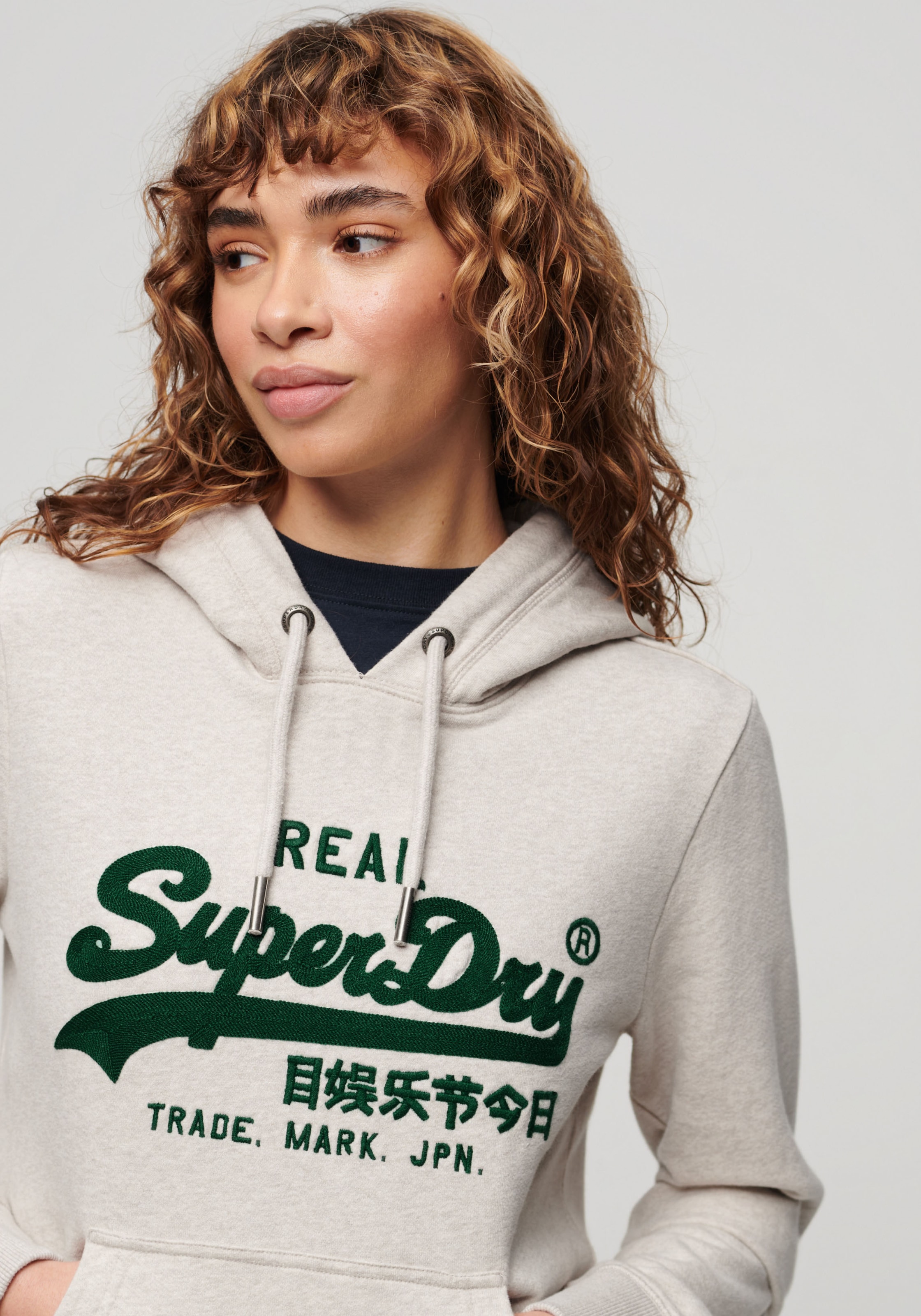 Superdry Kapuzensweatshirt "EMBROIDERED VL GRAPHIC HOODIE"