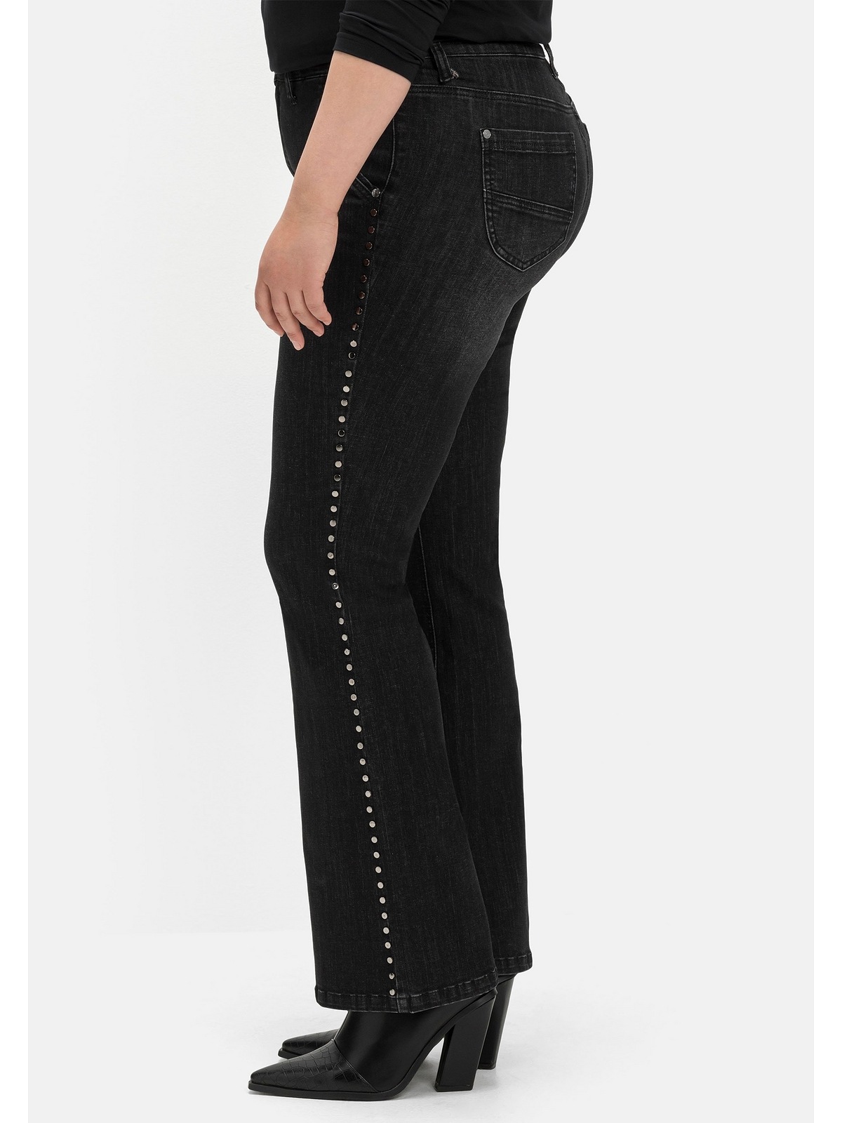 Sheego Bootcut-Jeans »Große Größen«, mit seitlichen Nieten für bestellen |  BAUR
