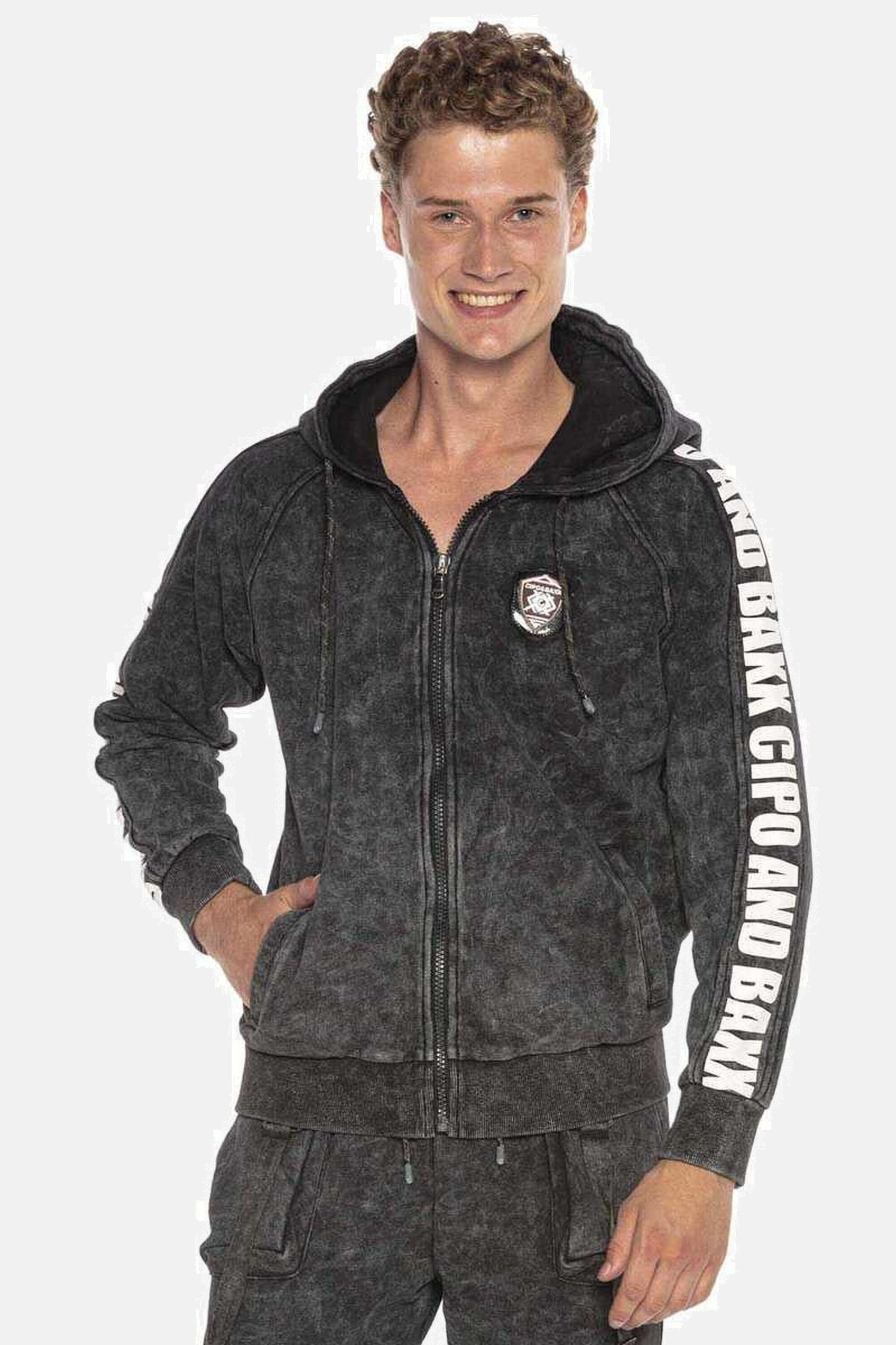 Cipo & Baxx Trainingsanzug "Trainingsanzug" 1 Stk. tlg. mit praktischen Ein günstig online kaufen