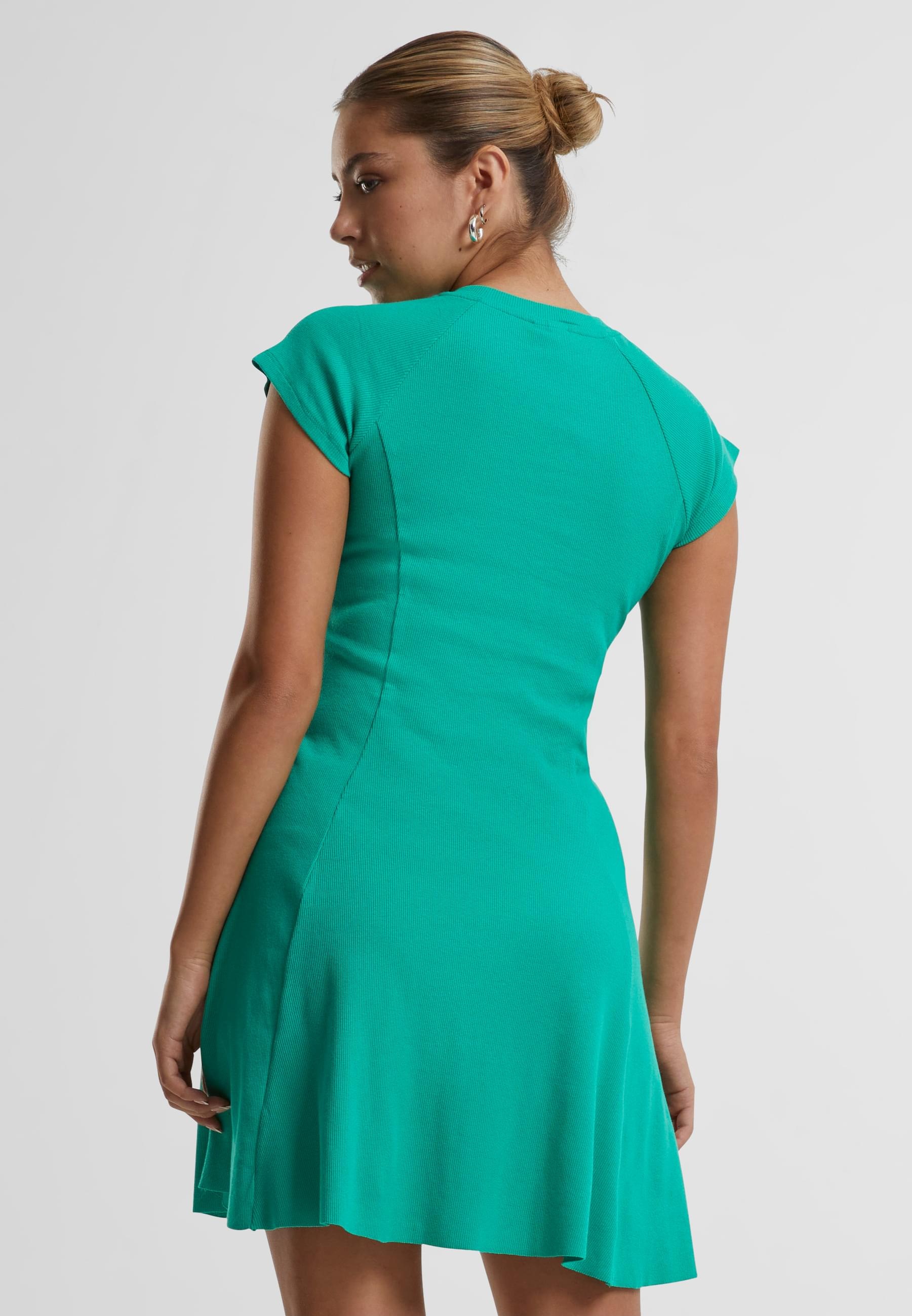 URBAN CLASSICS Shirtkleid »Urban Classics Damen Ladies Skater Rib Dress« 1 Stk. tlg.