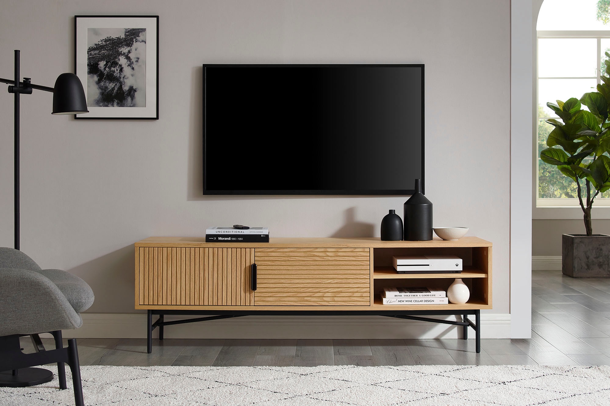 SalesFever Lowboard "Design Lowboard für stilvolle Akzente", Kommode, Eiche günstig online kaufen