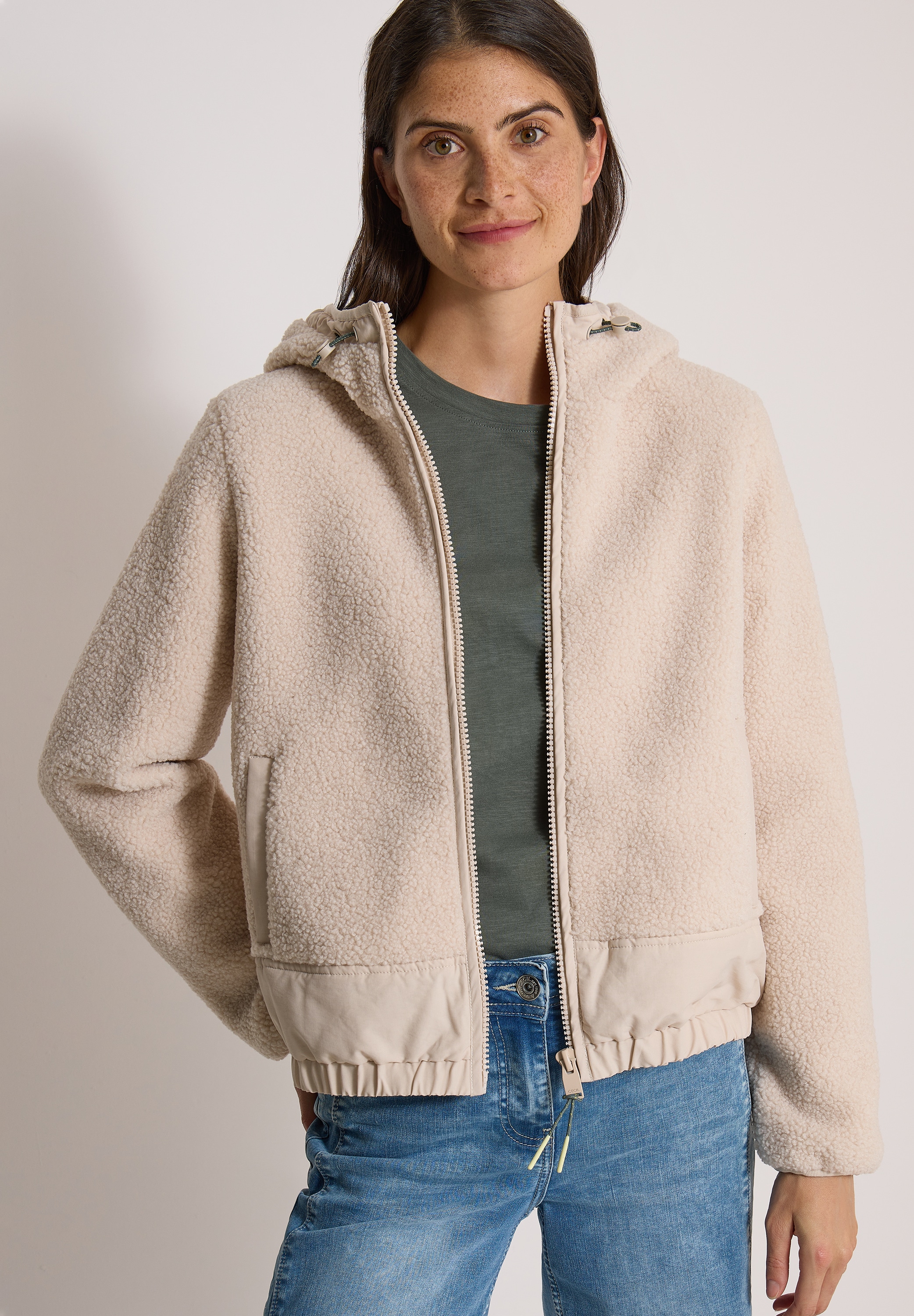 CECIL Damen Fellimitatjacke, beige, Gr. L, unifarben, Web, Obermaterial: 100% Polyester. Futter: 100% Polyester. Wattierung: 100% Polyester, Jacken,