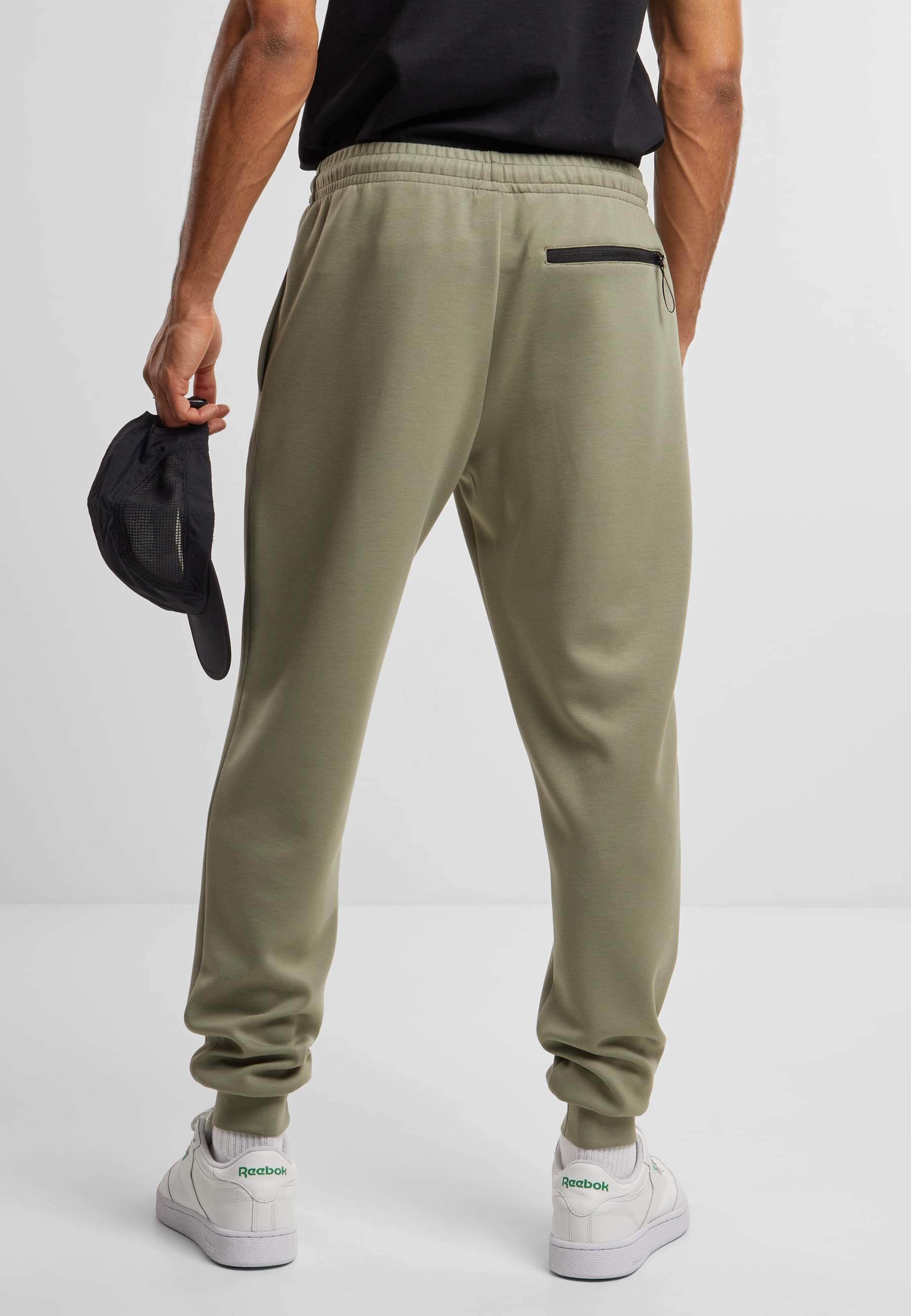 URBAN CLASSICS Jogginghose »Urban Classics Scuba Basic Sweatpants«, (1 tlg.)