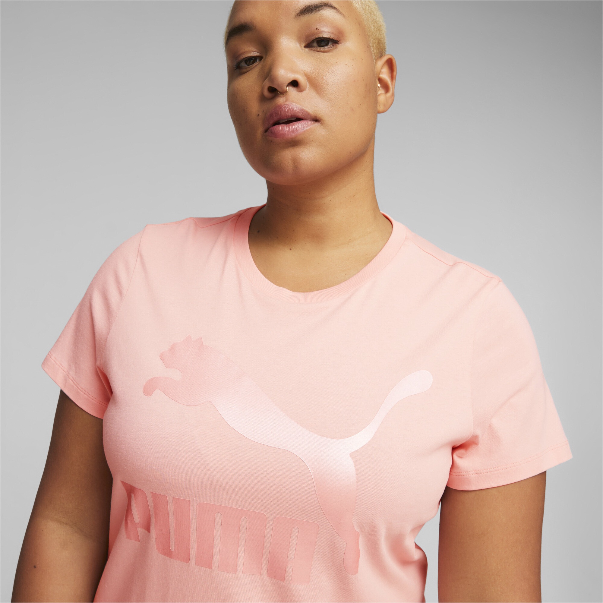PUMA T-Shirt »Classics Logo T-Shirt BAUR Damen« kaufen | online