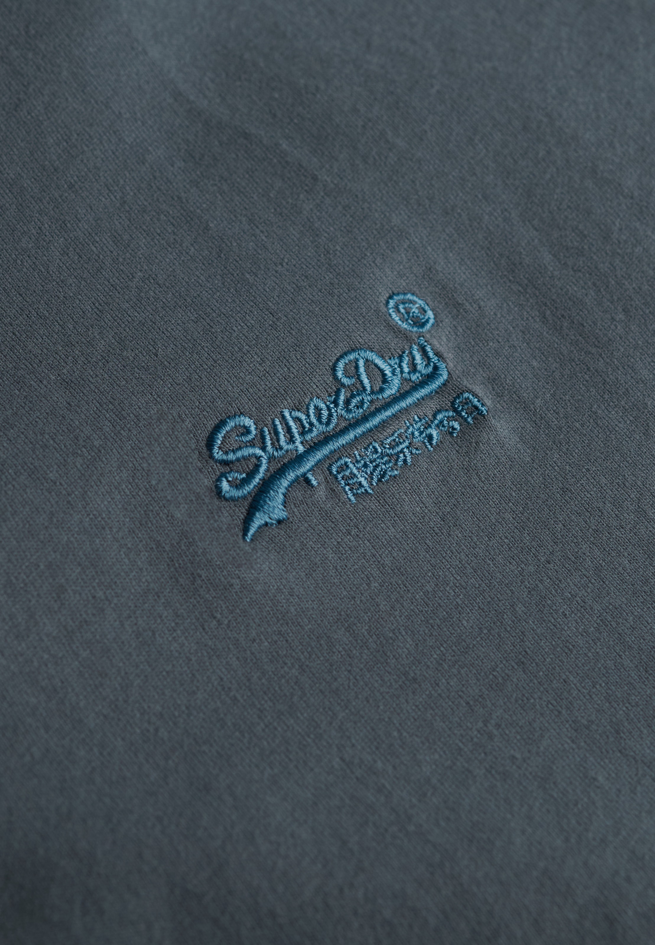 Superdry Rundhalsshirt »ESSENTIAL LOGO EMB TEE«