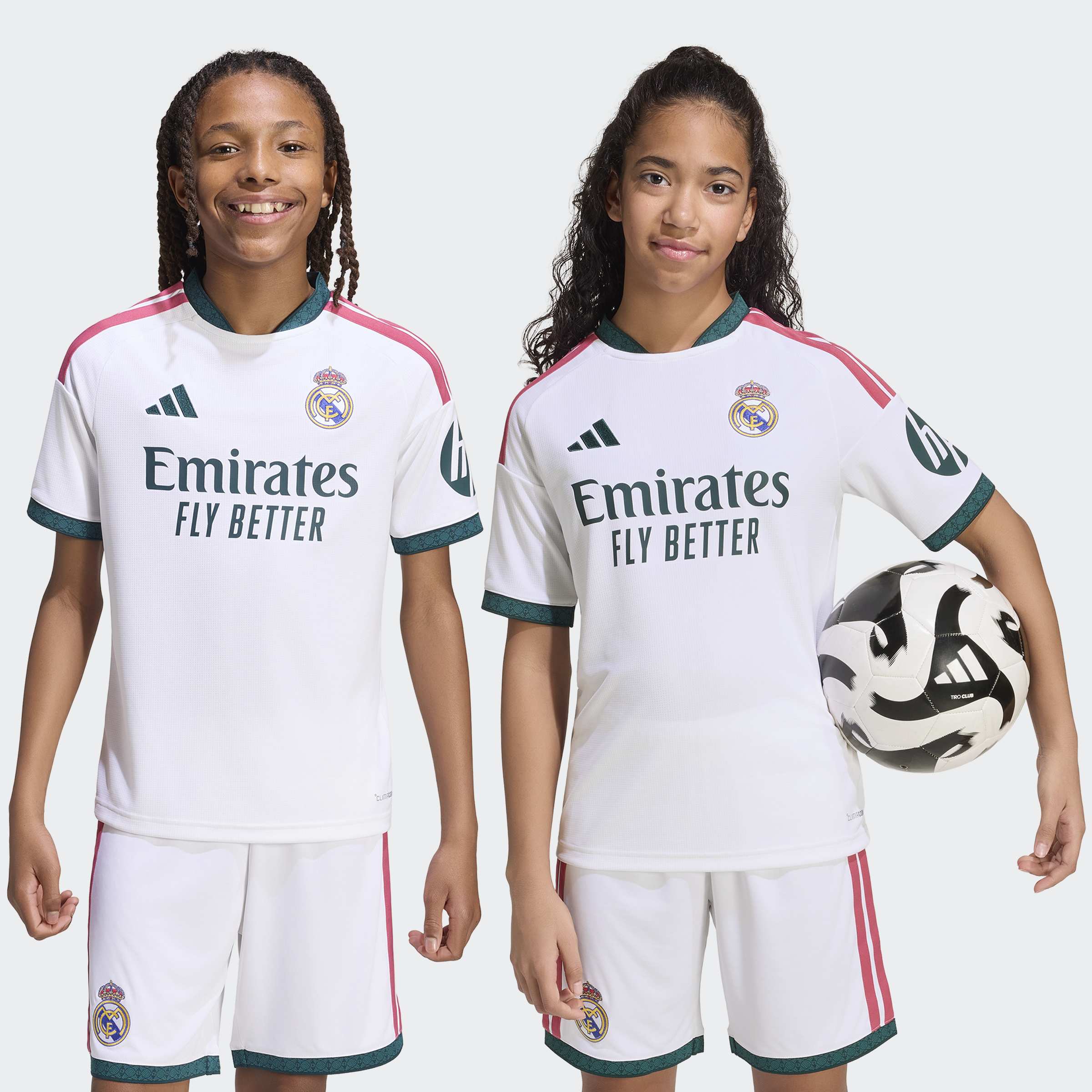 adidas Performance Fußballtrikot "REAL MADRID 26/27 KIDS HEIMTRIKOT" mit Rundhalsausschnitt, mit Climacool Technologie