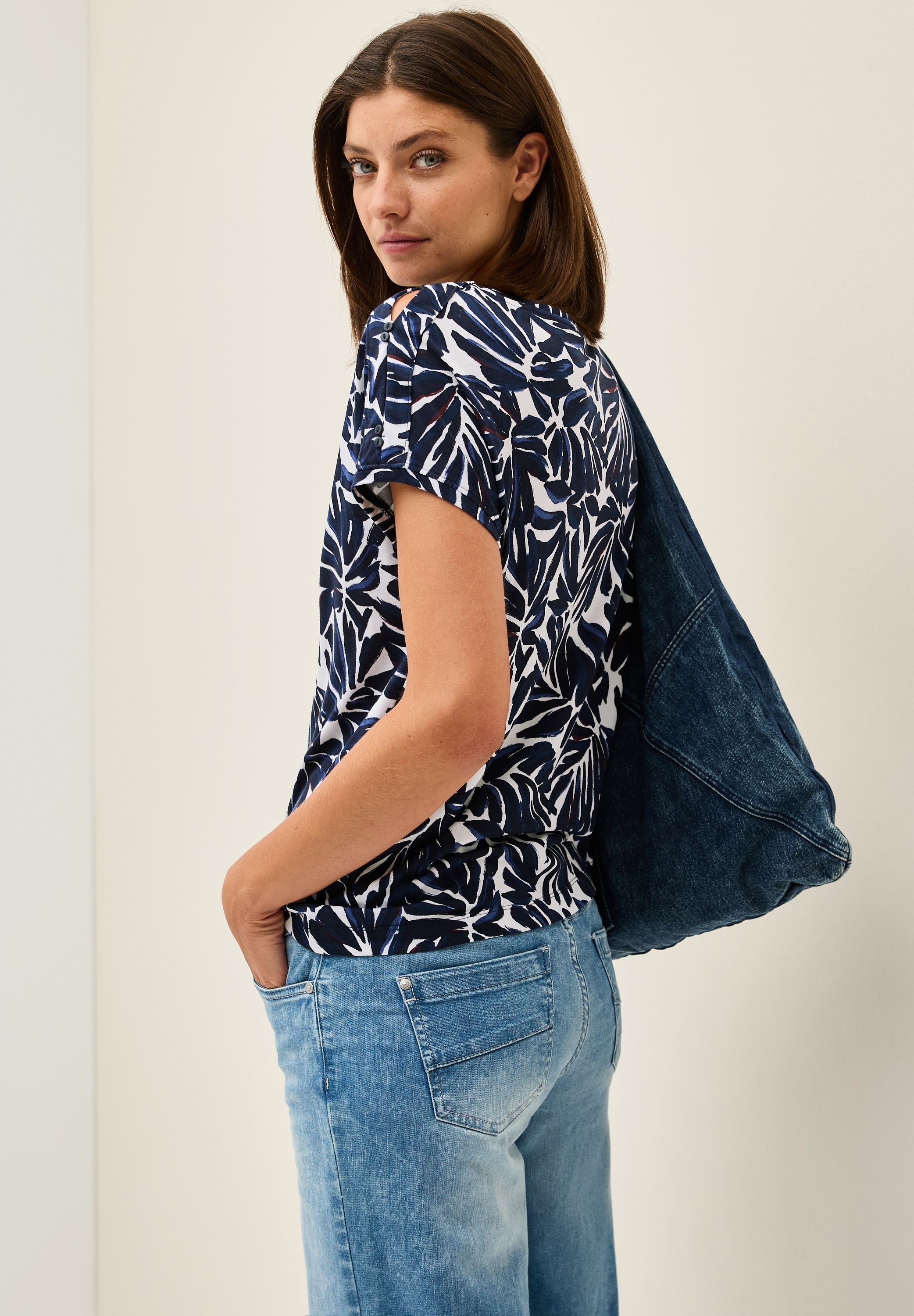 Cecil T-Shirt, mit Knopfdetail an den Schultern und grafischem Print günstig online kaufen