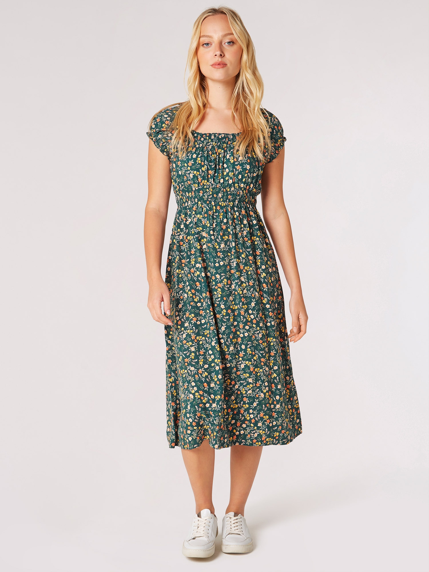 Apricot Midikleid "Florales Midikleid" mit gesmokter Taille