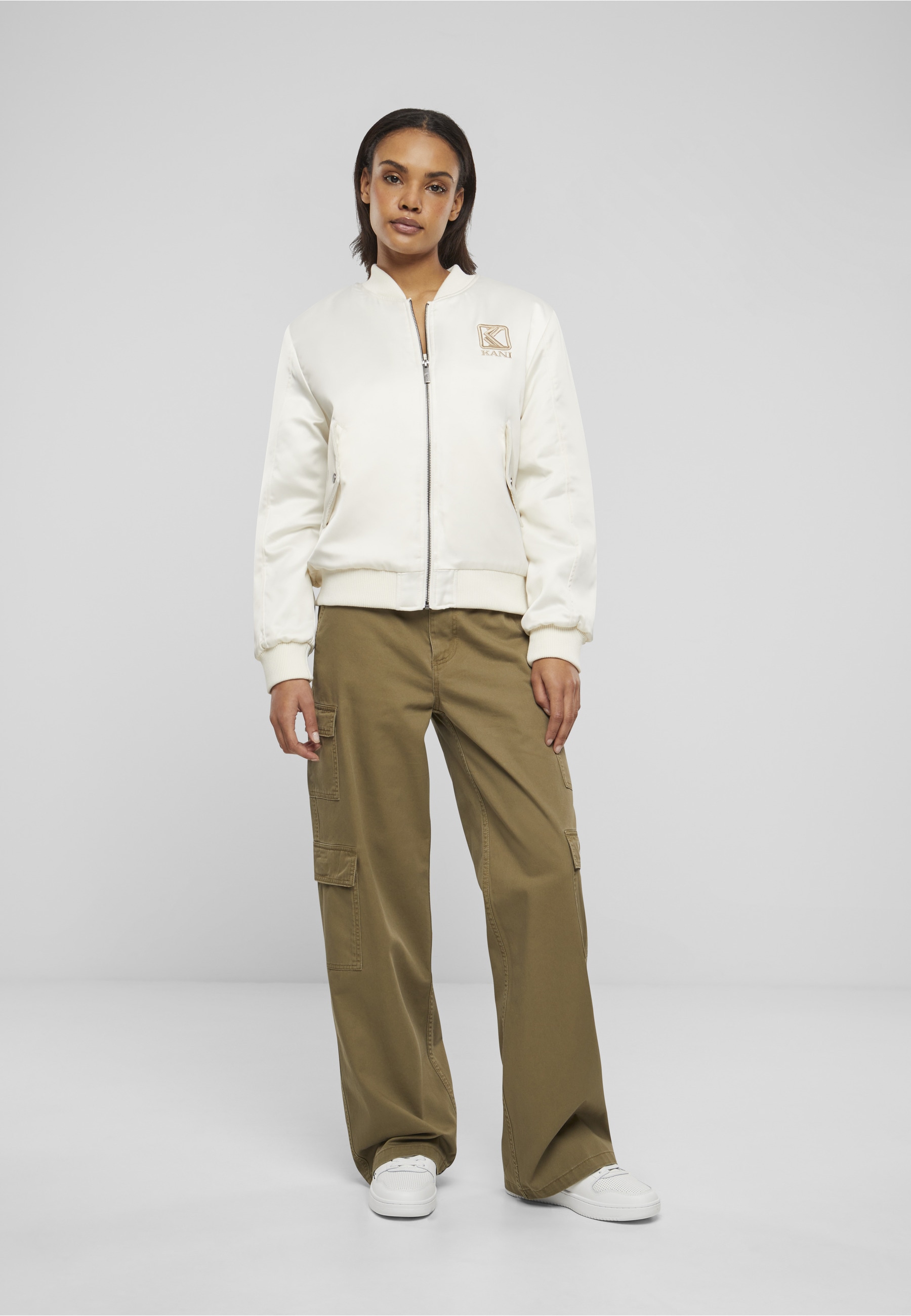 Karl Kani Bomberjacke »Karl Kani Damen KW241-014-2 Karl Kani Og Satin Bomber Jacket« 1 Stk. tlg. ohne Kapuze