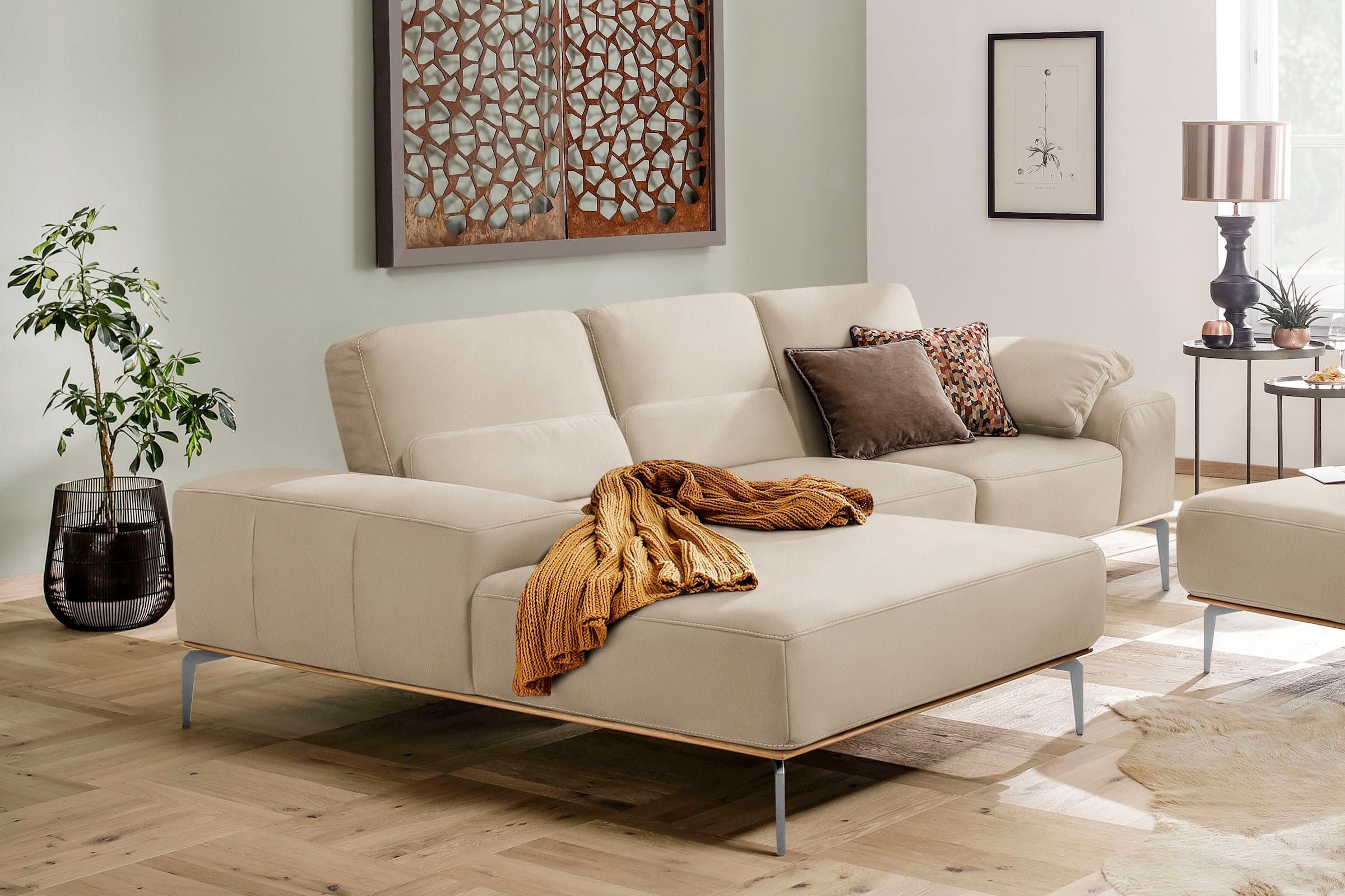 W.SCHILLIG Ecksofa "run, Designsofa mit tollem Sitzkomfort, L-Form" mit elegantem Holzsockel, Füße in Chrom glänzend, Breite 279 cm