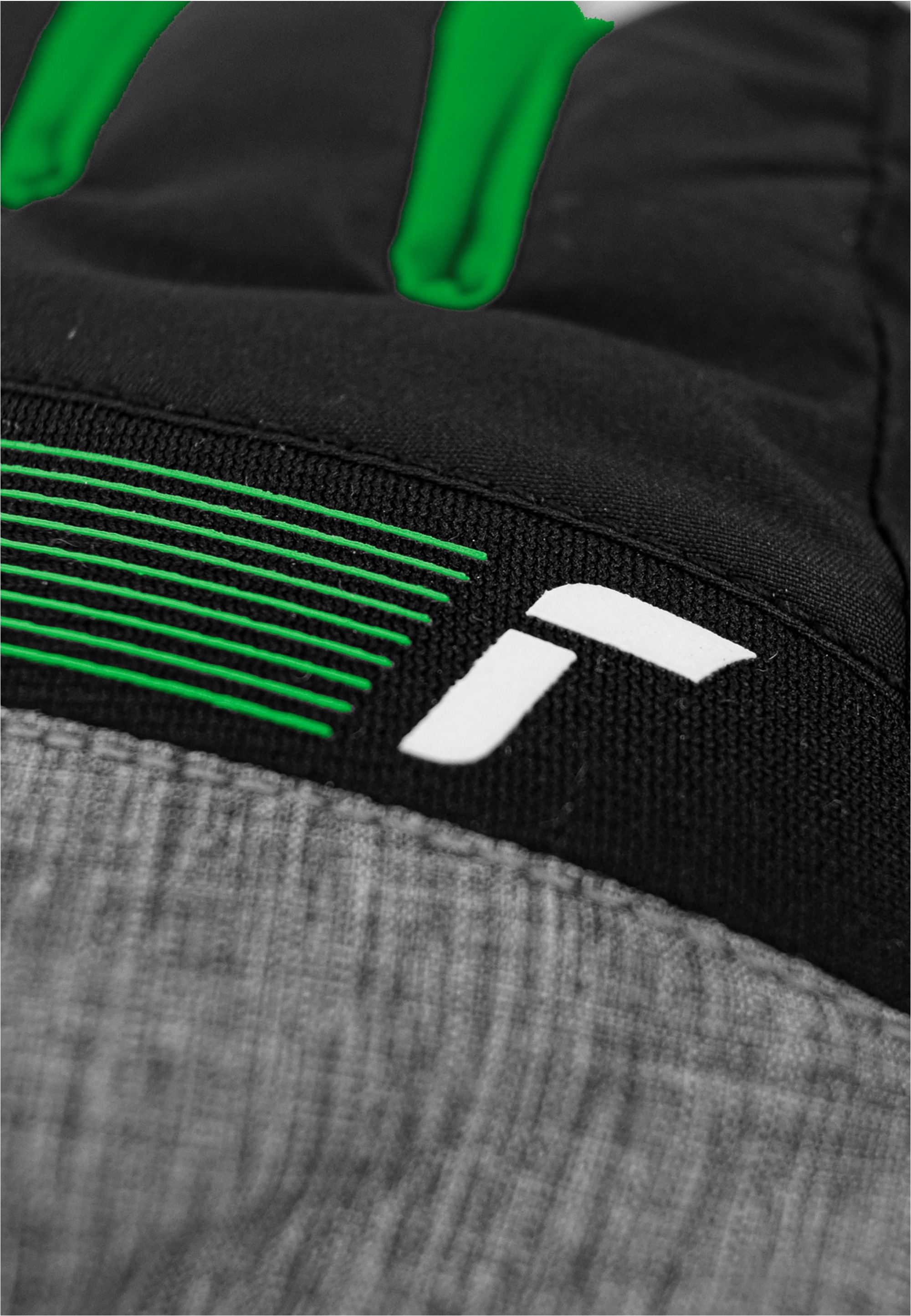 Reusch Skihandschuhe »Flash GORE-TEX Junior« mit praktischer Handgelenkschlaufe