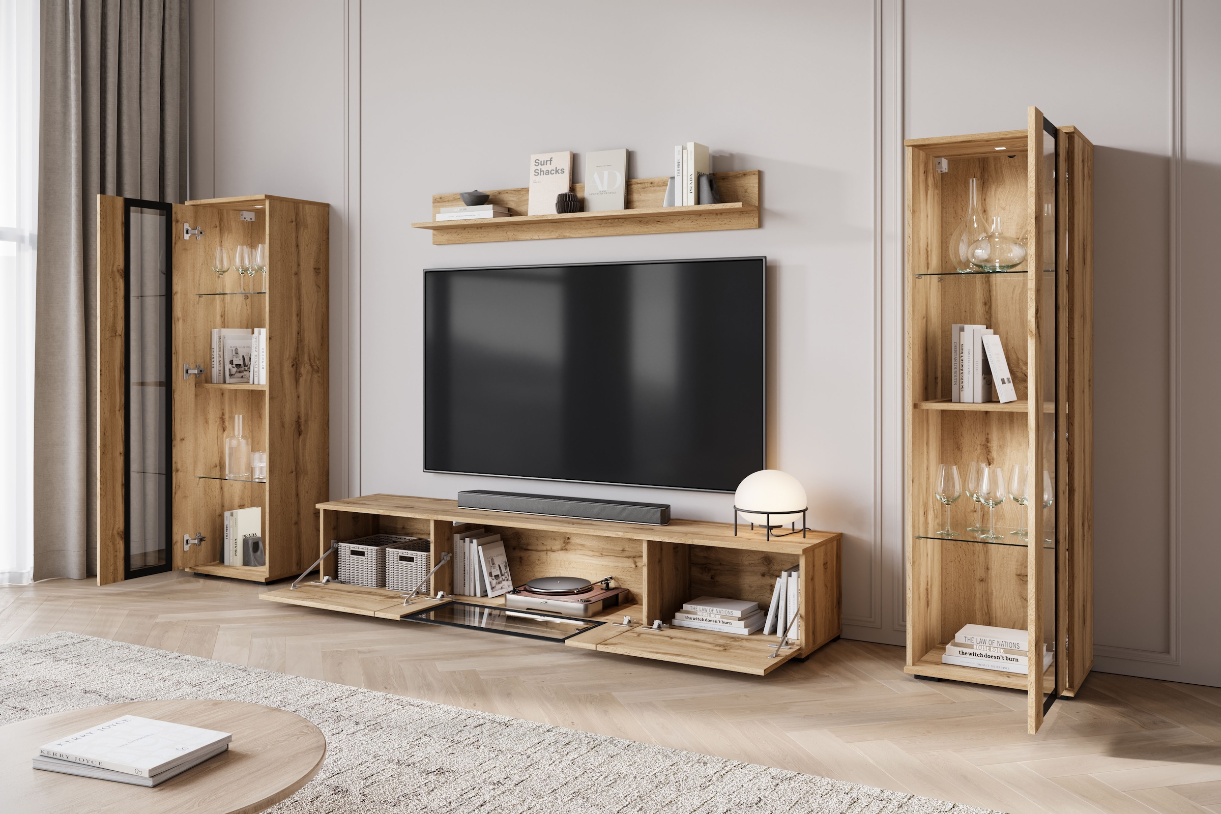INOSIGN Wohnwand »Caro, stehend und hängend montierbar«, (Komplett-Set, 4 St., Vitrine Türanschlag links/rechts wechselbar), grifflose Design, höhenverstellbare Einlegeböden