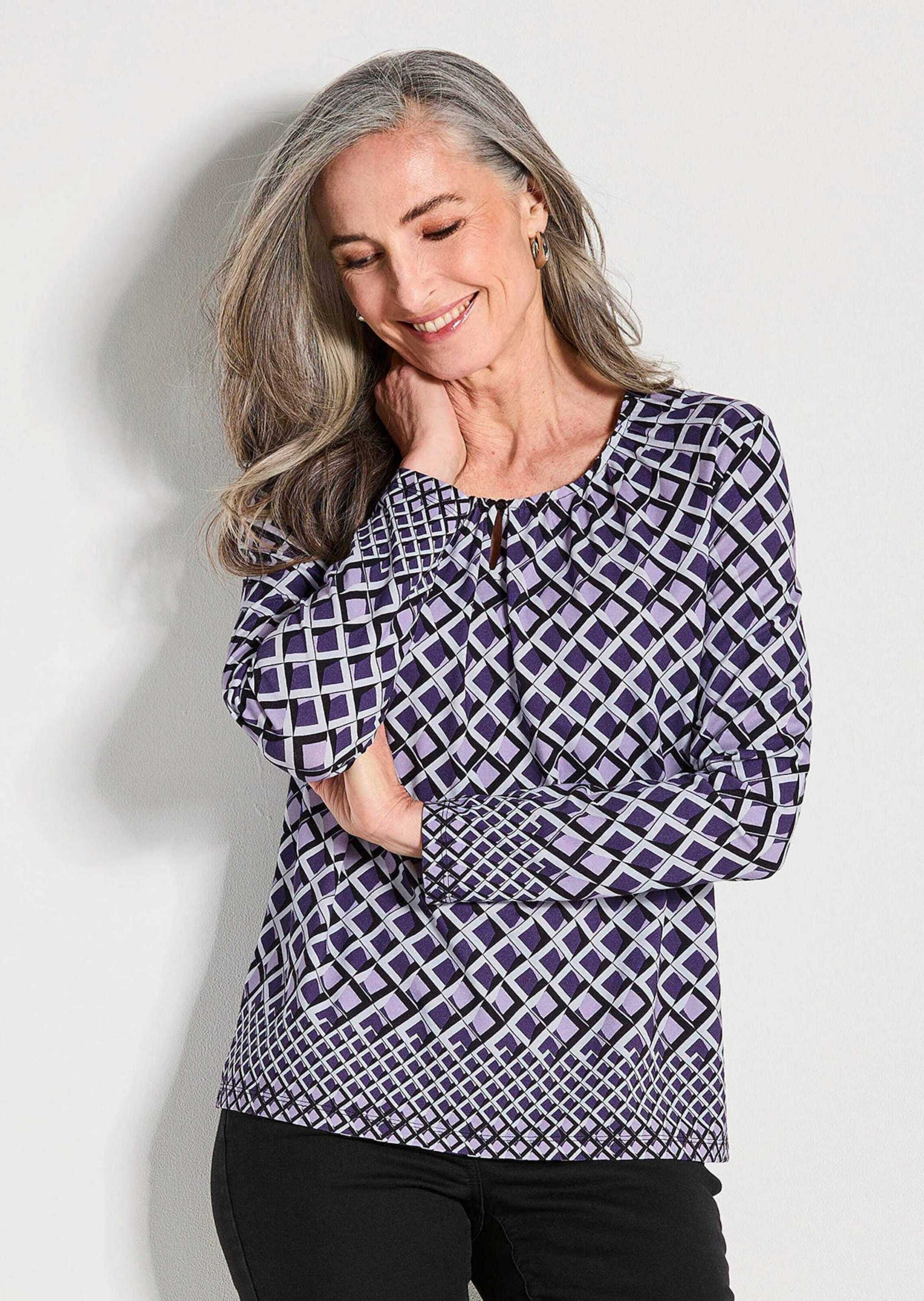 GOLDNER Print-Shirt »Kurzgröße Jersey-Shirt mit grafischem Print«