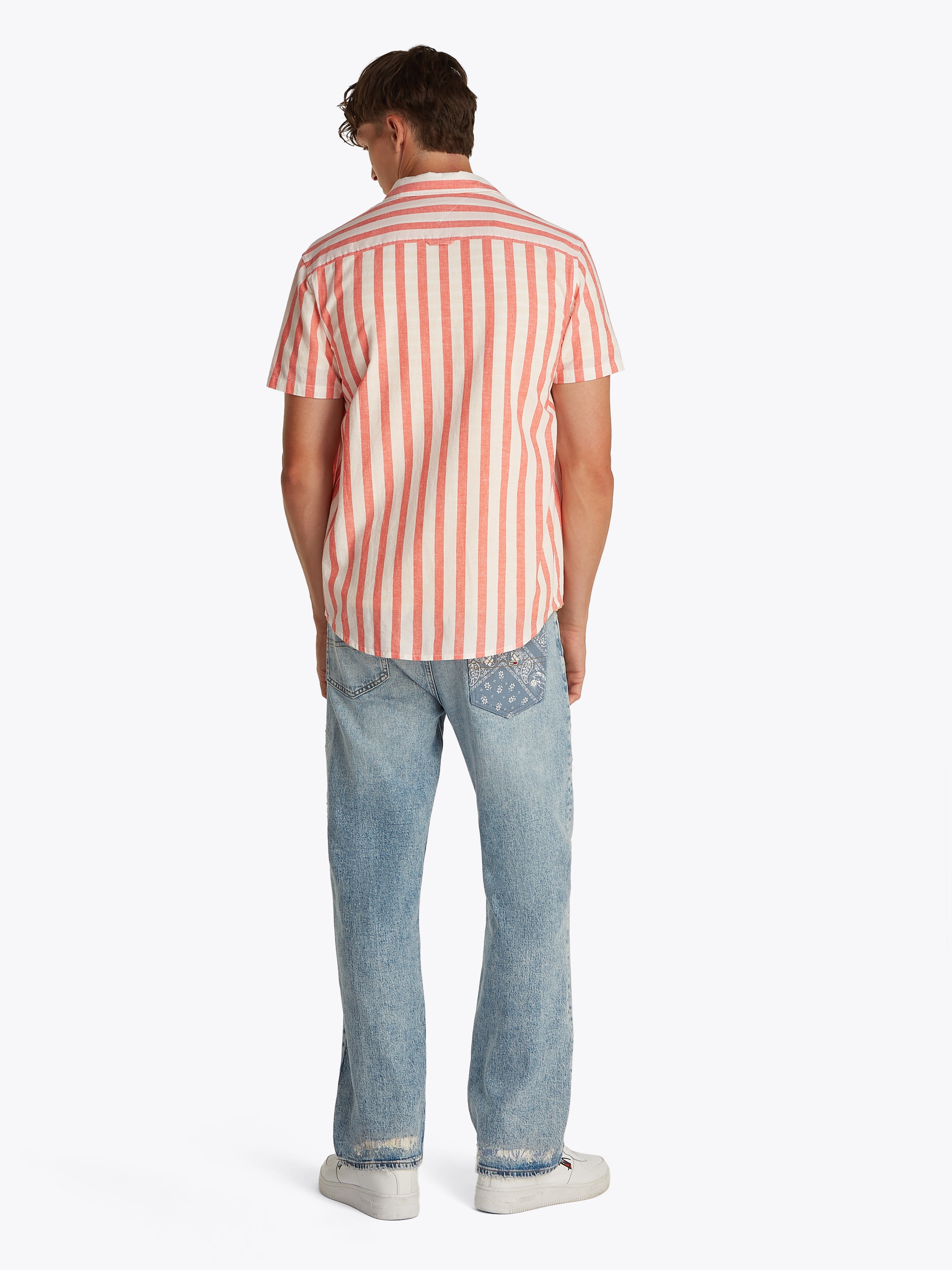 Tommy Jeans Kurzarmhemd »TJM REG LINEN BLEND STP SS SHIRT«, Mit Rundhalsausschnitt
