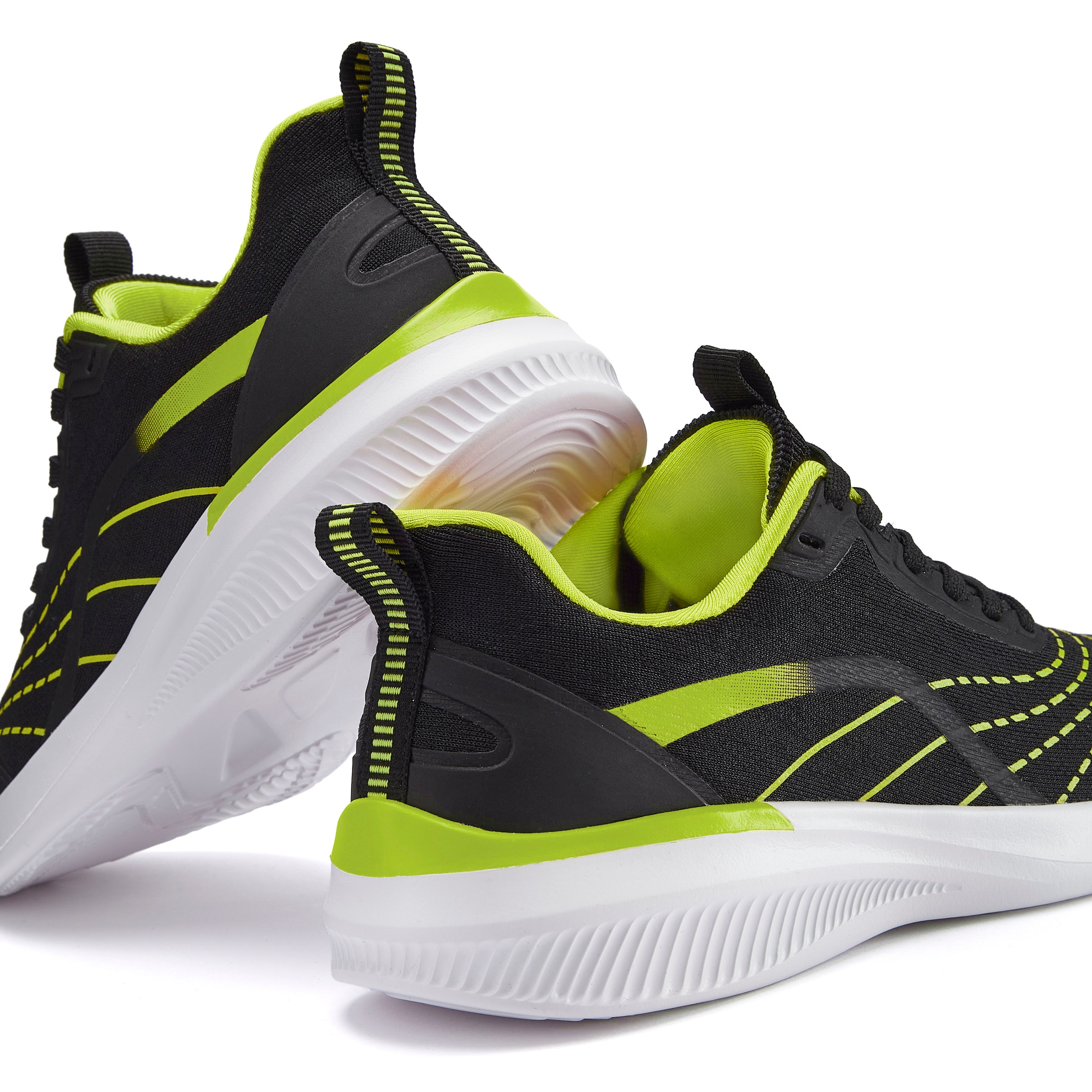 LASCANA Sneaker »Halbschuh, Schnürschuh, Freizeitschuh«, aus Textil mit Farbakzenten