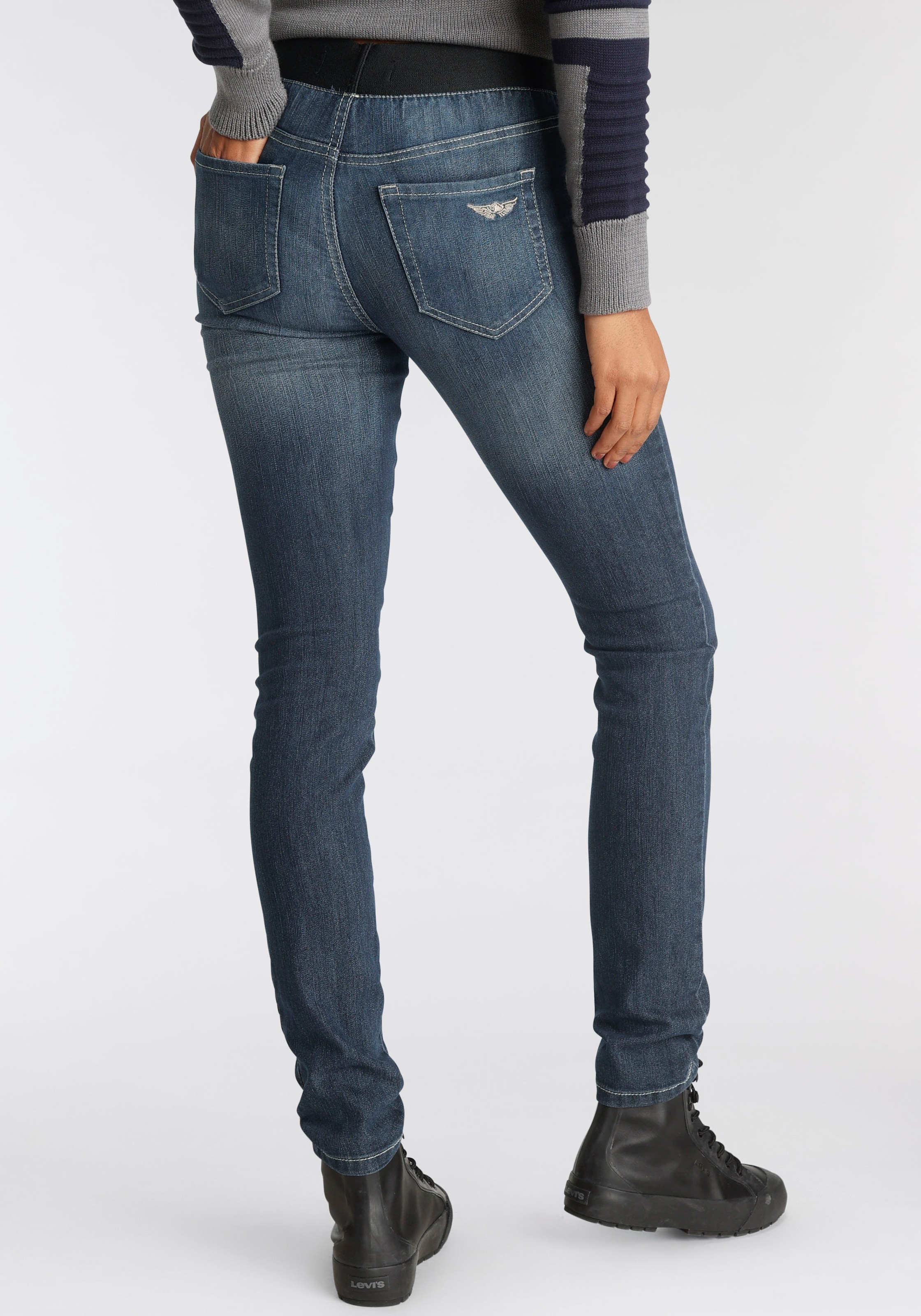 Arizona Skinny-fit-Jeans, extra-enger Schnitt, komfortable Leibhöhe, Used-L günstig online kaufen