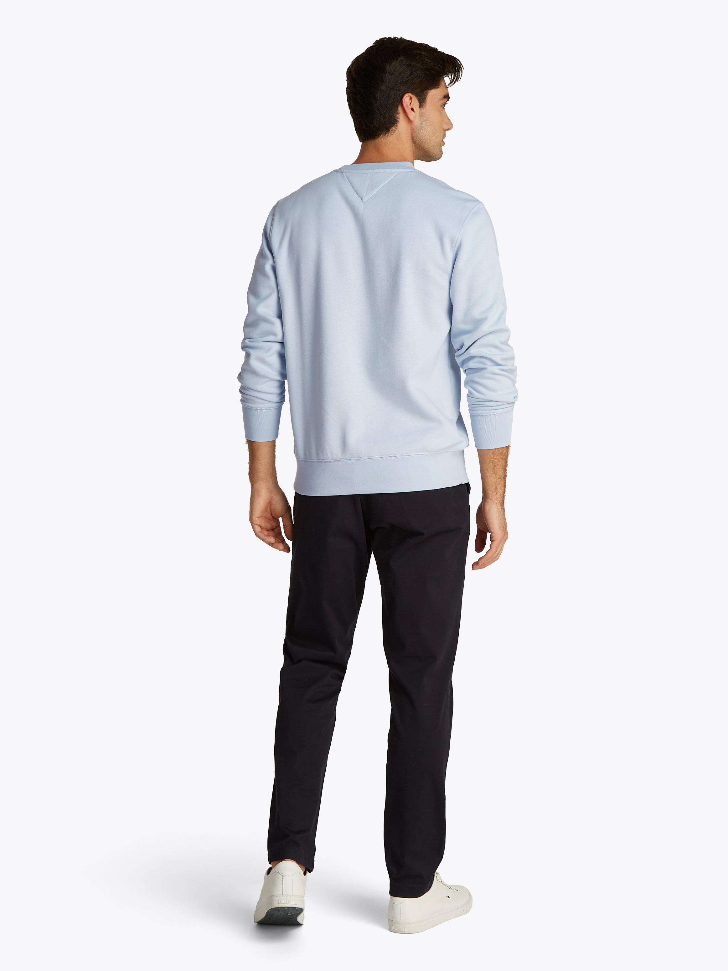 Tommy Hilfiger Sweatshirt »TOMMY LOGO SWEATSHIRT«, mit klassischem Rundhalsausschnitt