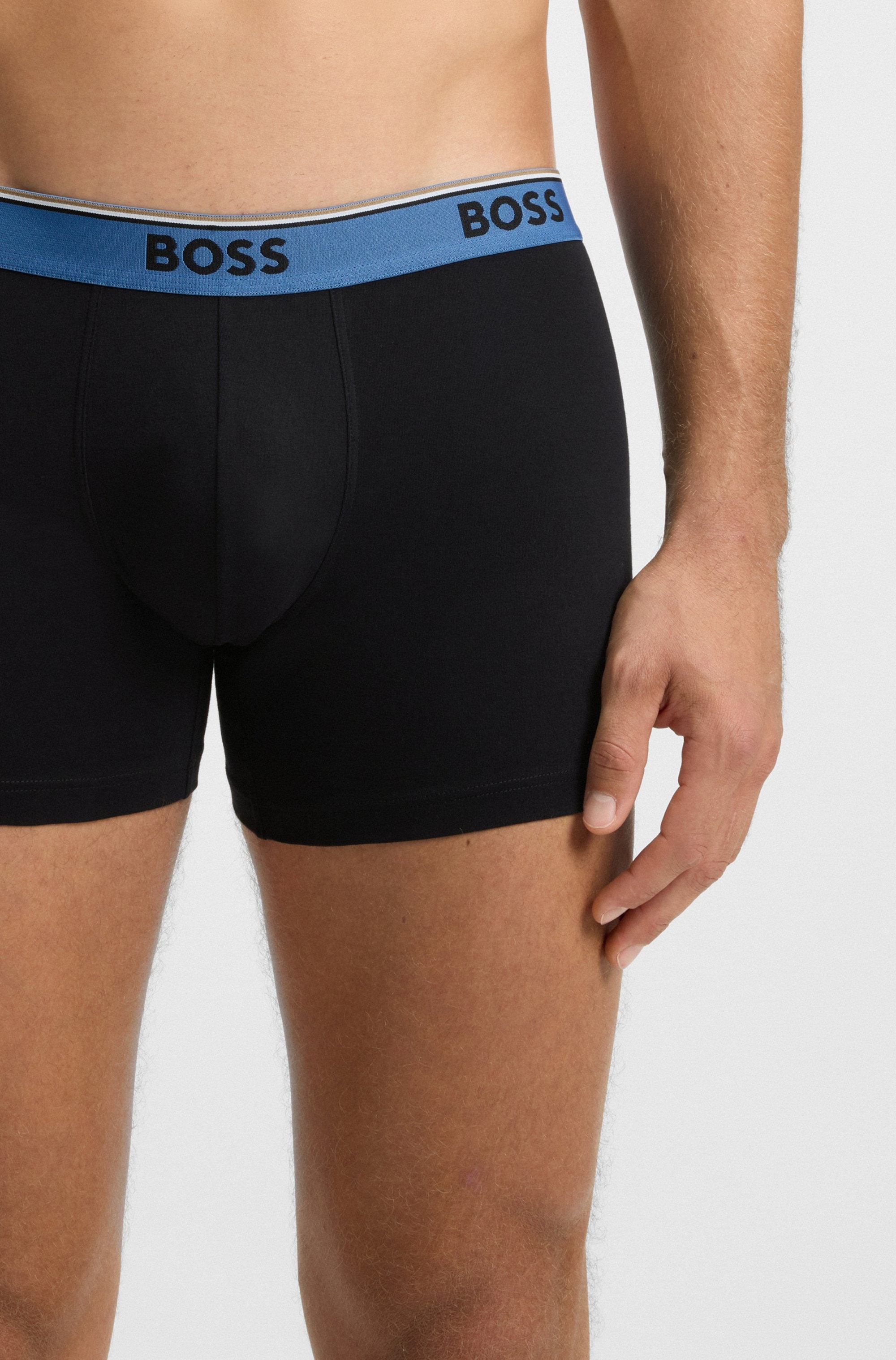 BOSS Boxershorts Packung, 3 Stk. aus bequemer Stretch-Baumwolle, körpernah, mittlere Bundhöhe