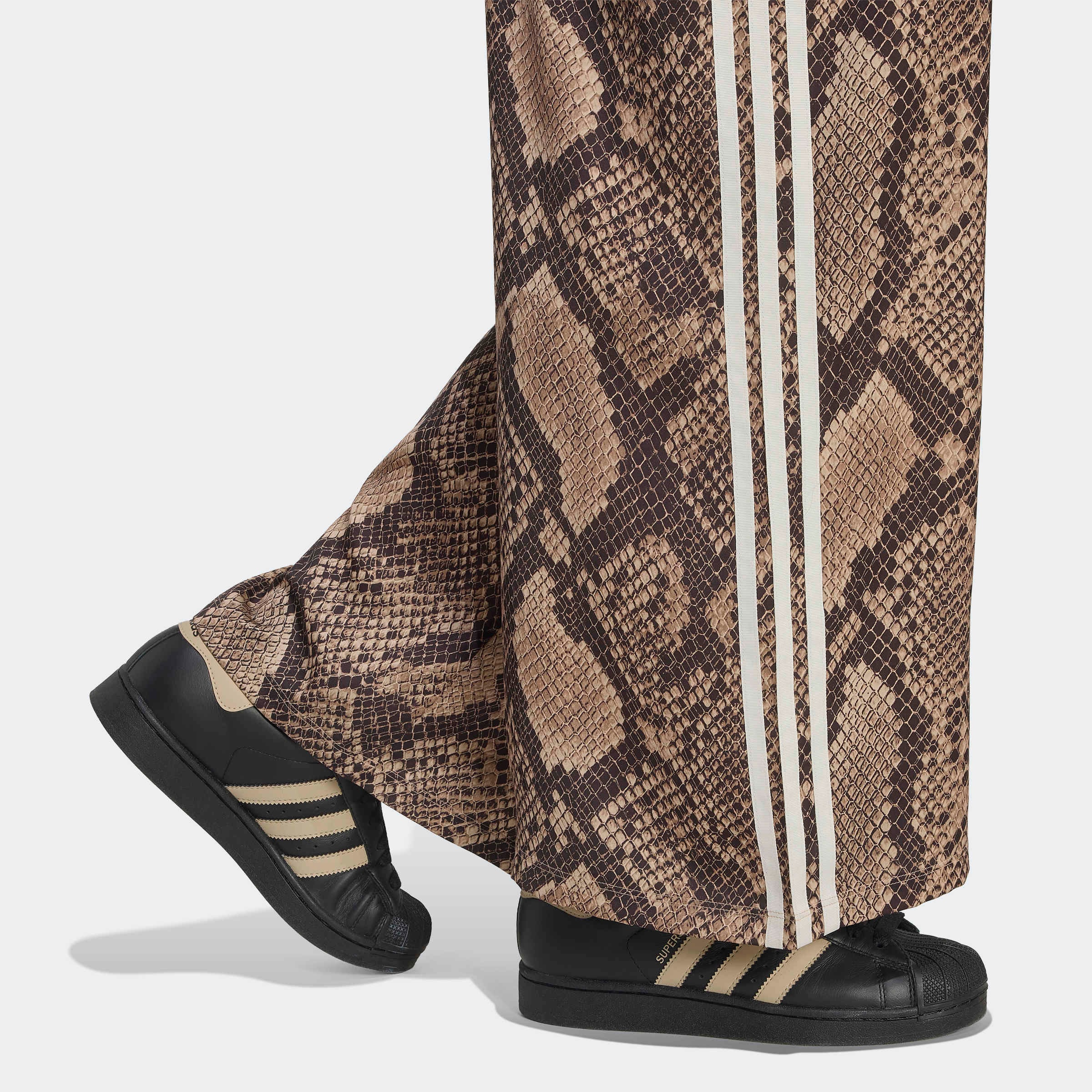 adidas Originals Sporthose »STN WL PANTS«  für Erwachsene, mit Kordelverschluss, normal-weite Form
