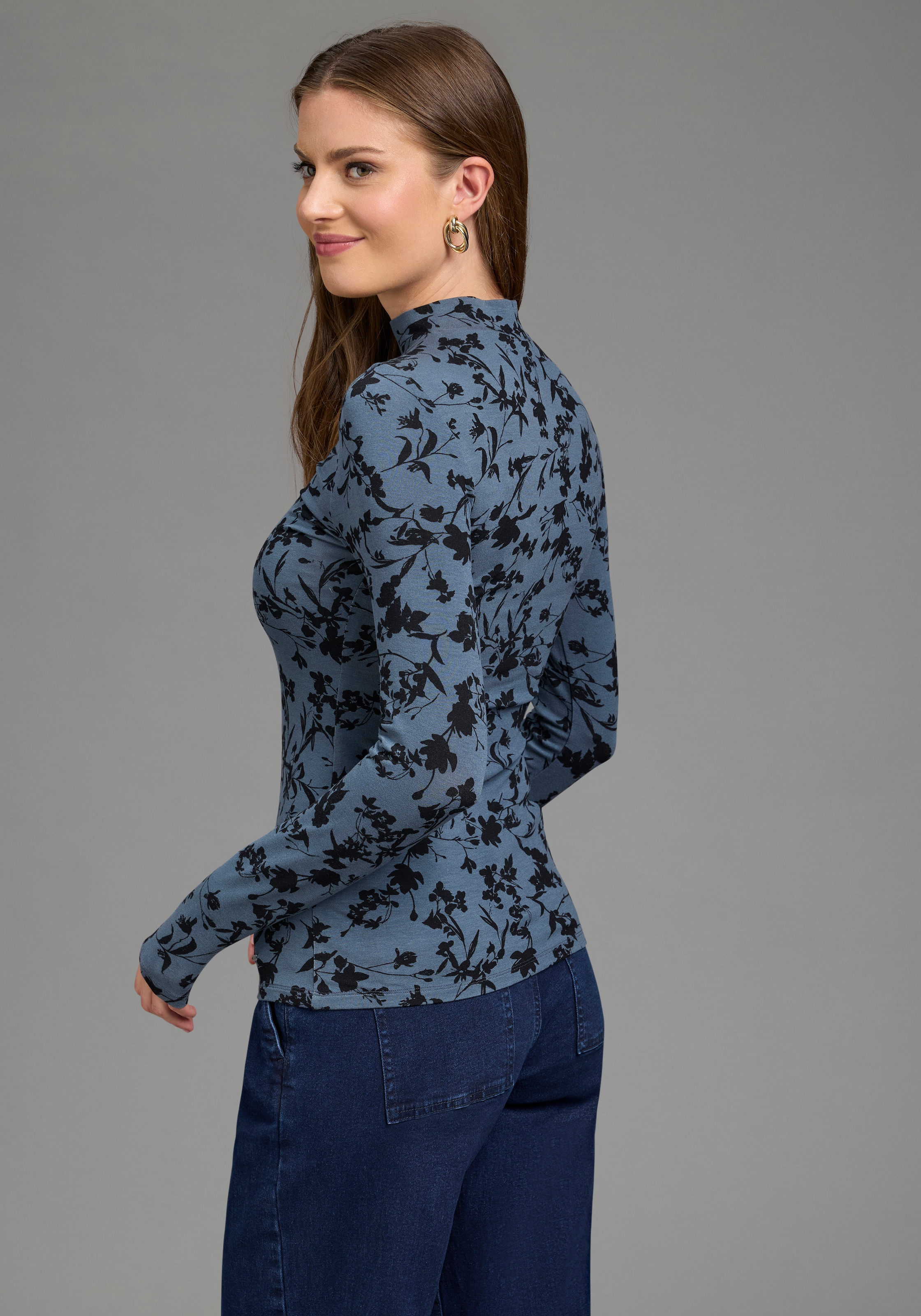 Laura Scott Langarmshirt aus Viskosemischung, figurbetonte Passform, hüftbedeckende Länge