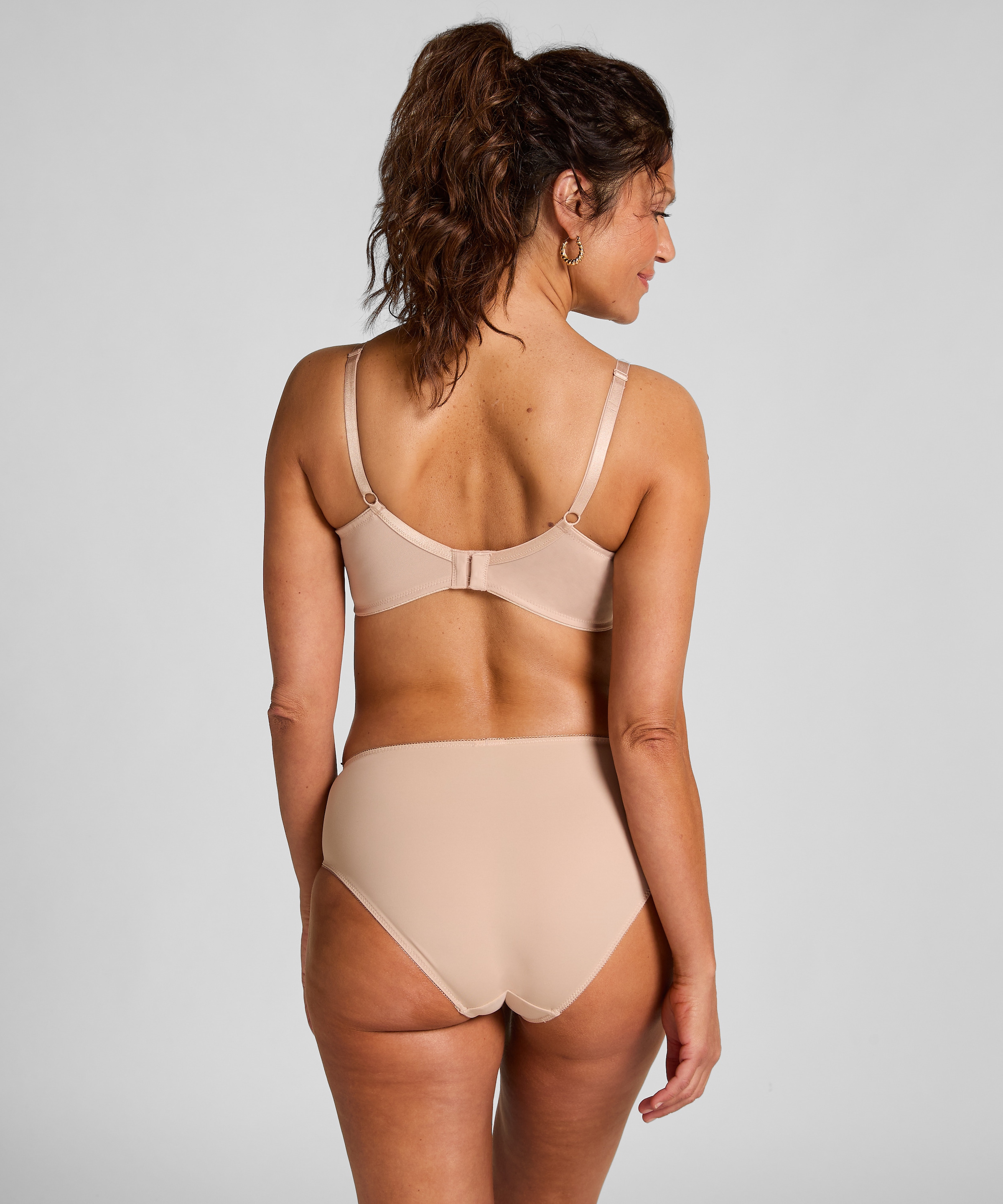 Hunkemöller Bügel-BH »Unwattierter Minimizer-Bügel-BH Nina«