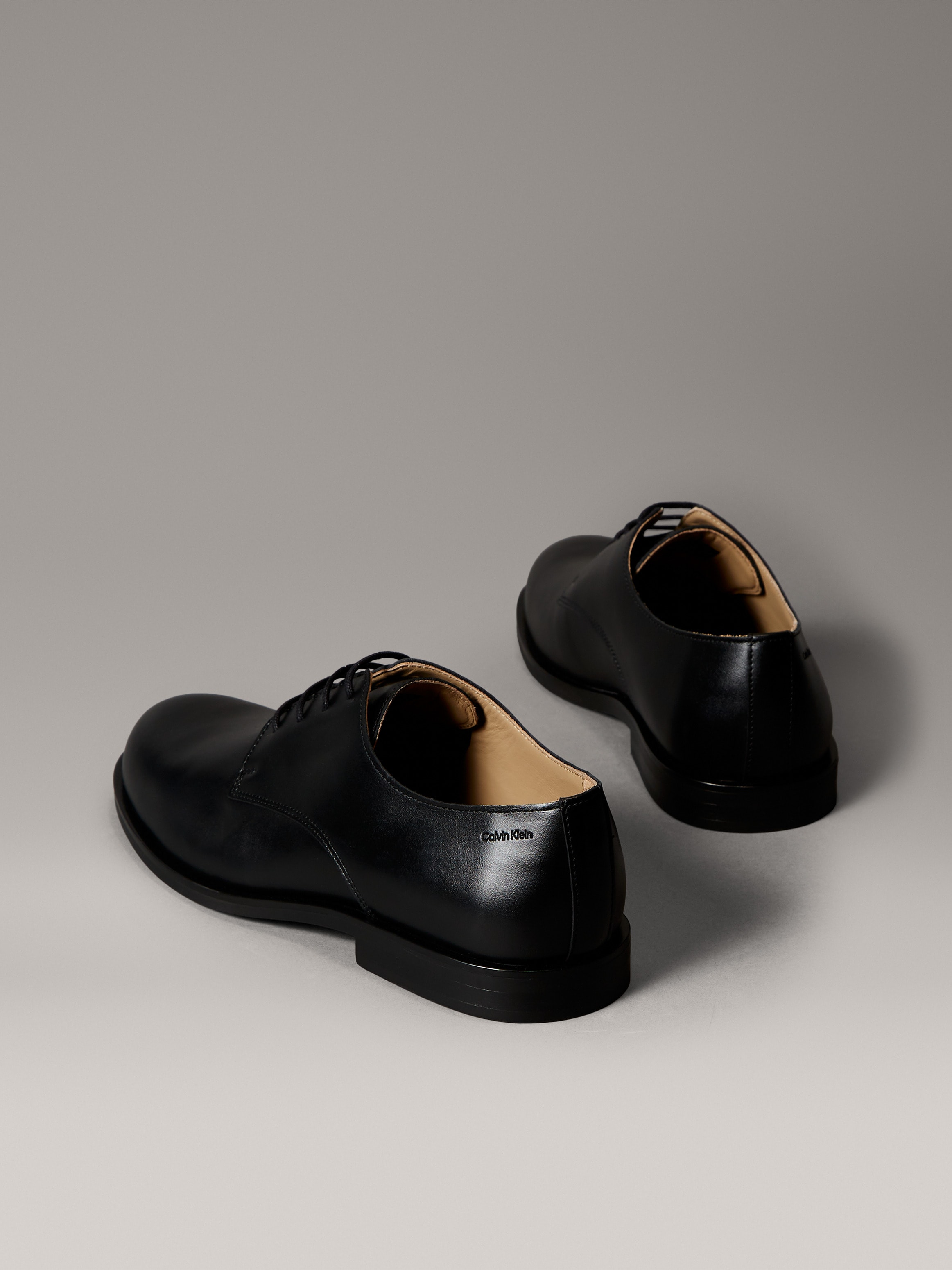 Calvin Klein Schnürschuh »ESS RUBBER DERBY LTH«, Anzugschuh, Business-Schnürer, Klassik-Schnürschuh mit CK-Markenlogo