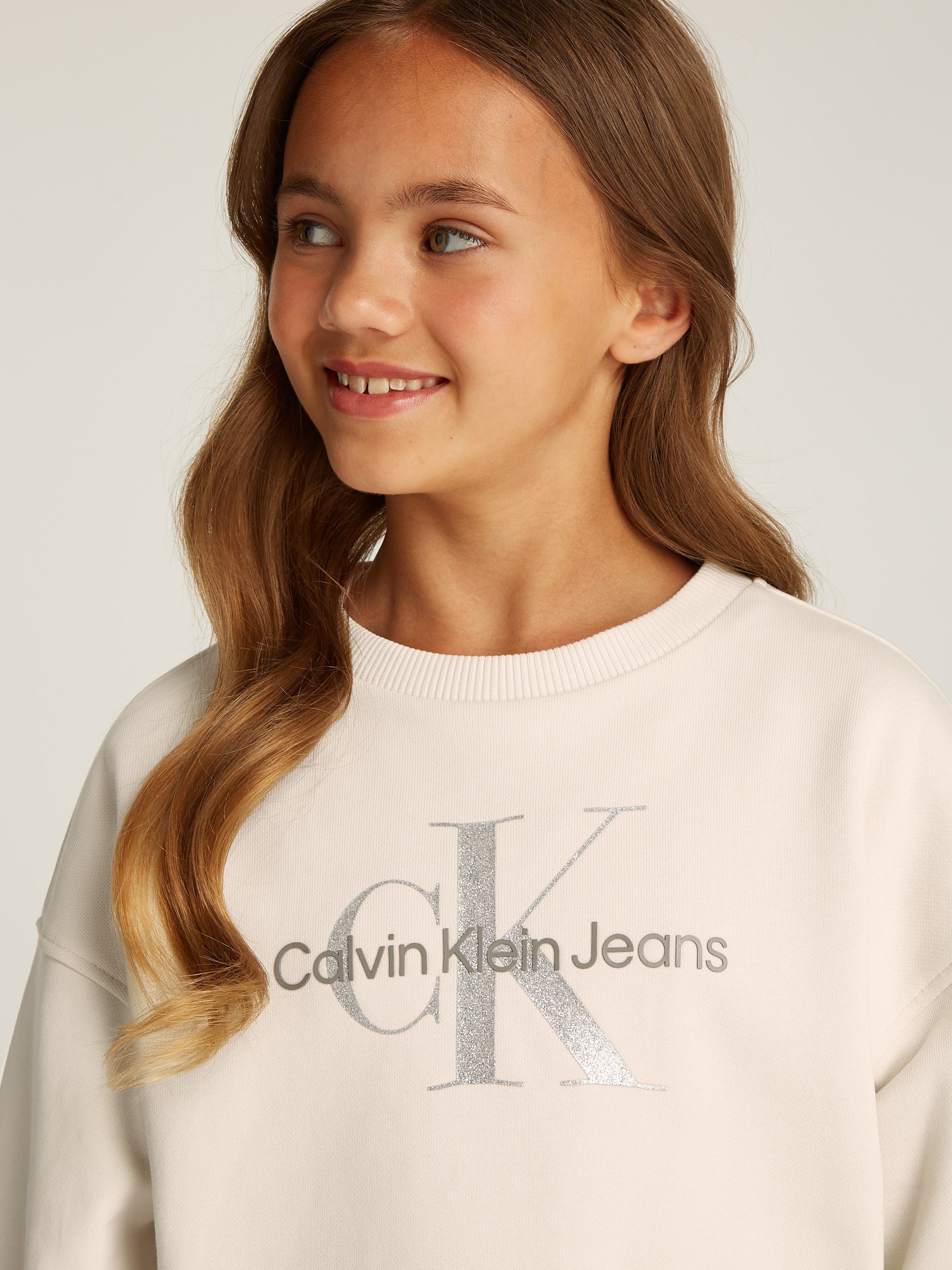 Calvin Klein Jeans Sweatshirt »GLITTER MONOLOGO CN SWEATSHIRT«, für Kinder bis 16 Jahre mit Logoschriftzug