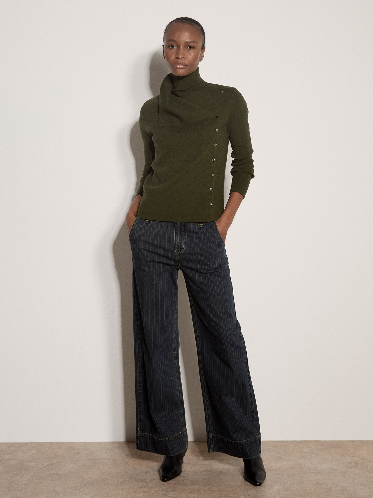 Apricot Rollkragenpullover »Asymmetrischer Cardigan« aus geripptem Strick