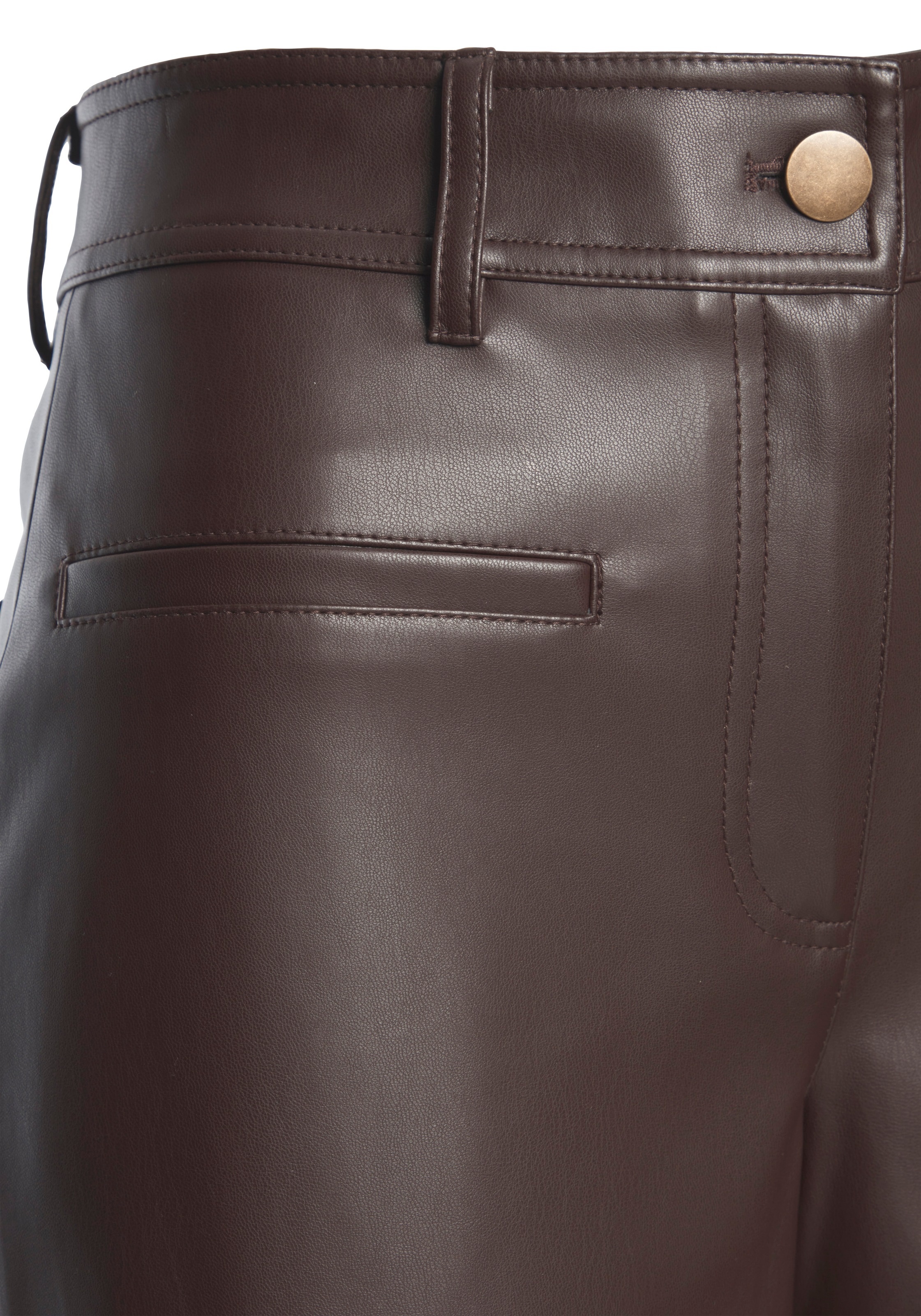 LASCANA Lederimitathose  in gerader Form, Kunstleder, festlich, modern