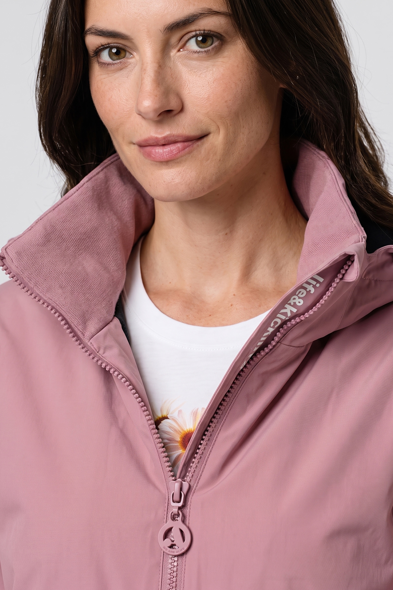 Alife & Kickin Winterjacke »Damen MaluAK A Winterjacke, Jacke« Kapuze am Stehkragen, Zwei-Wege-Reißverschluss, Regular Fit