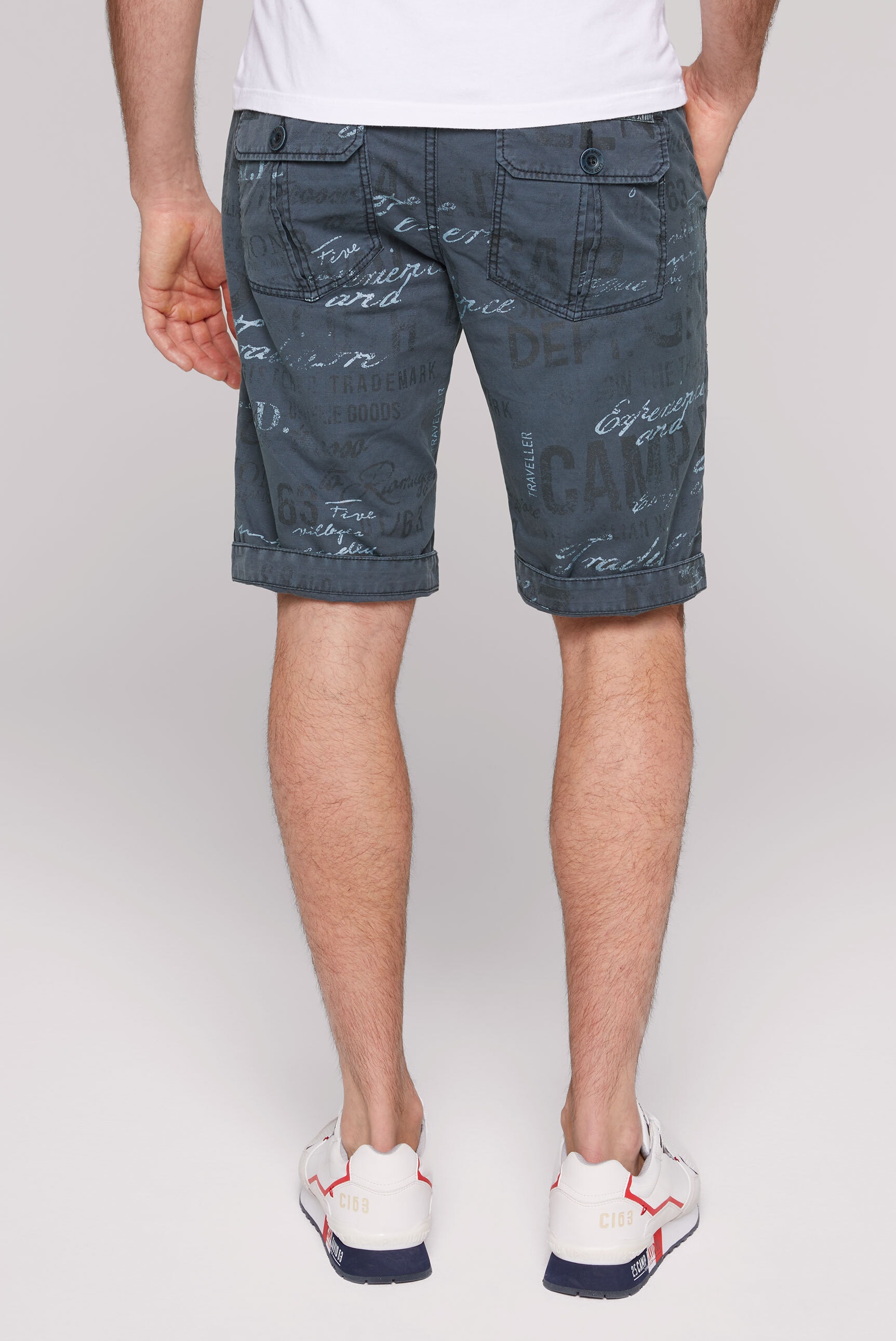 CAMP DAVID Shorts, mit Turn-Up-Saum