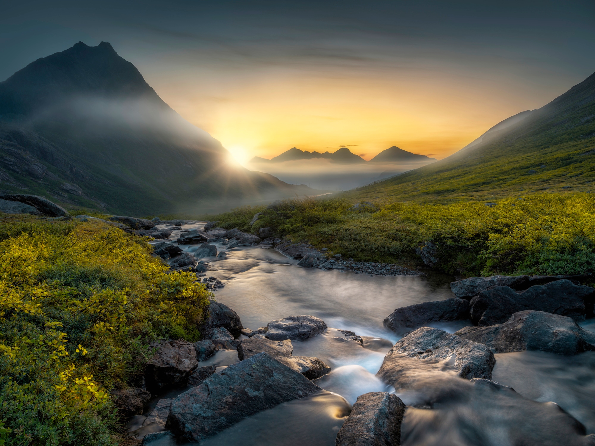 Papermoon Fototapete "Photo-Art OLE HENRIK SKJELSTAD, TRÄUMEND"