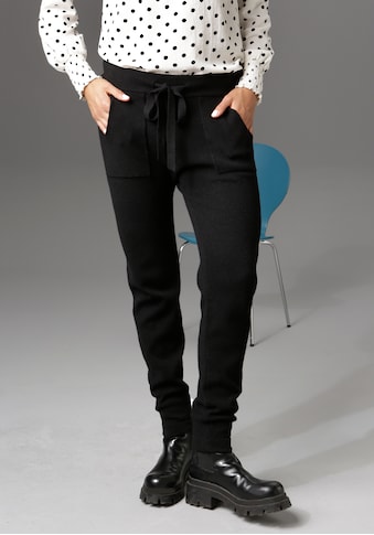 Aniston CASUAL Strickhose, mit 2 aufgesetzten Taschen kaufen