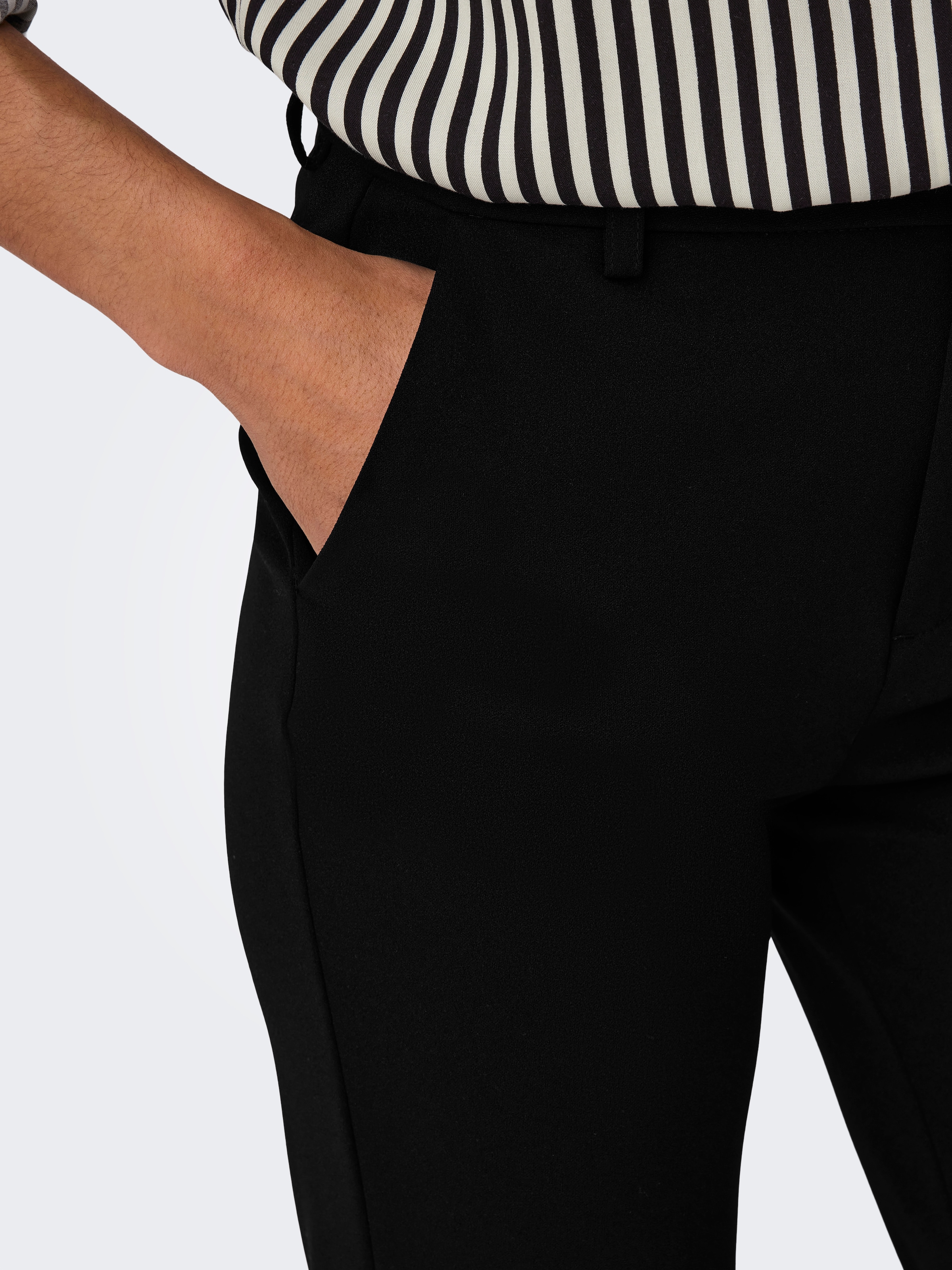 ONLY Anzughose "ONLRAFFY – Hose mit geradem Bein und Stretchkomfort", gerad günstig online kaufen