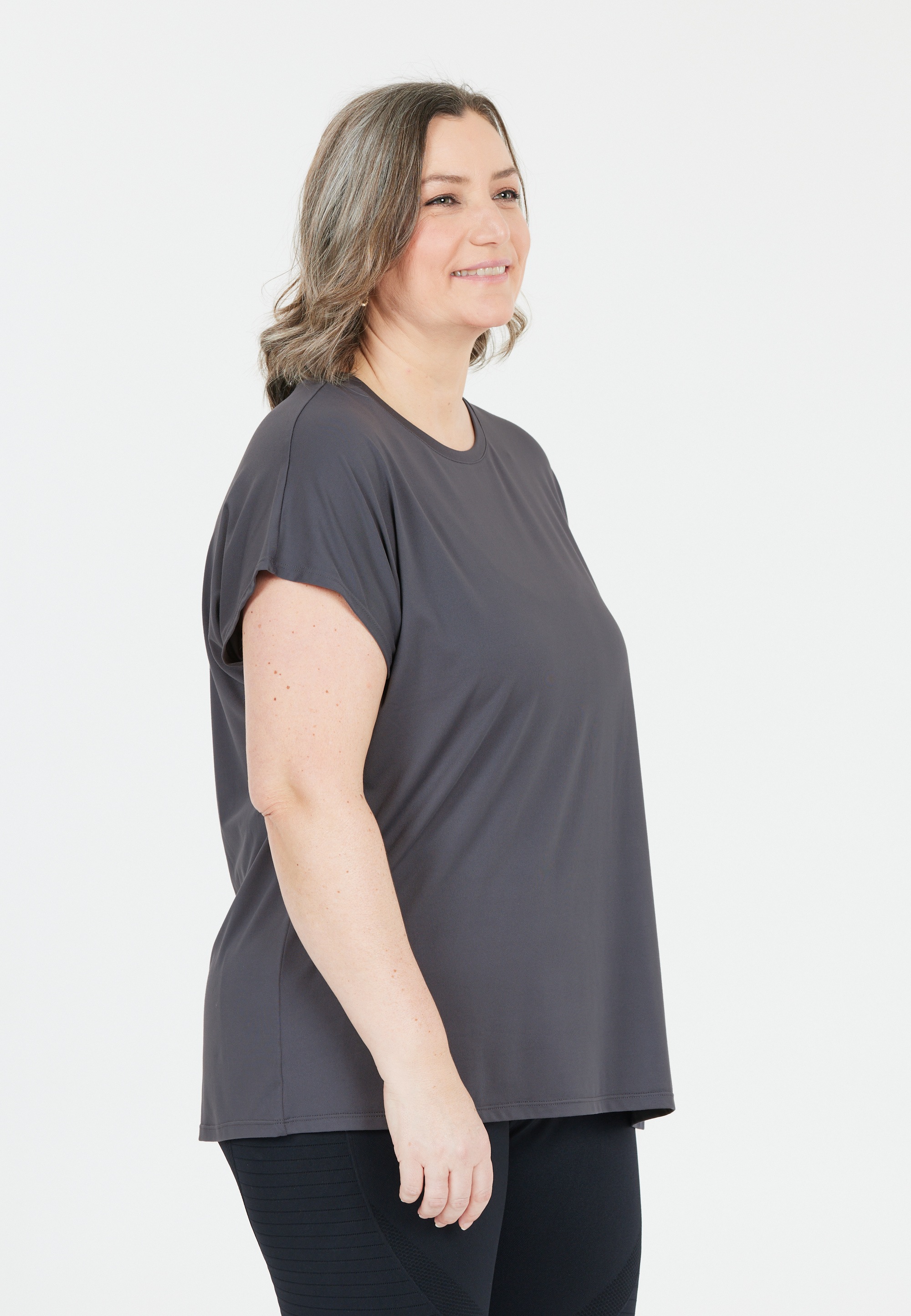 Q by Endurance Funktionsshirt "Jenirei" 1 Stk. tlg. mit atmungsaktivem Recy günstig online kaufen
