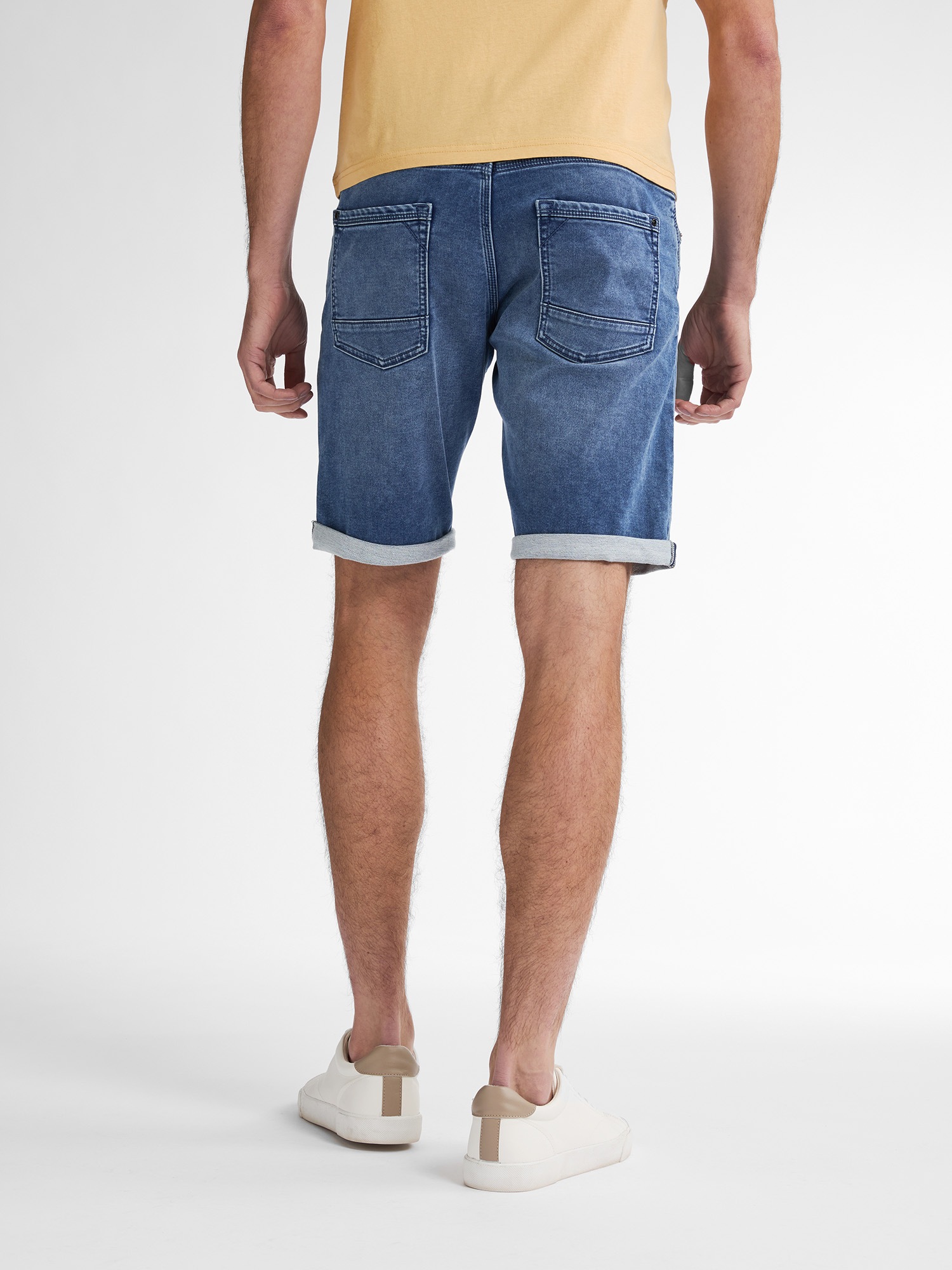 Petrol Industries Jeansshorts, im Five-Pocket Style