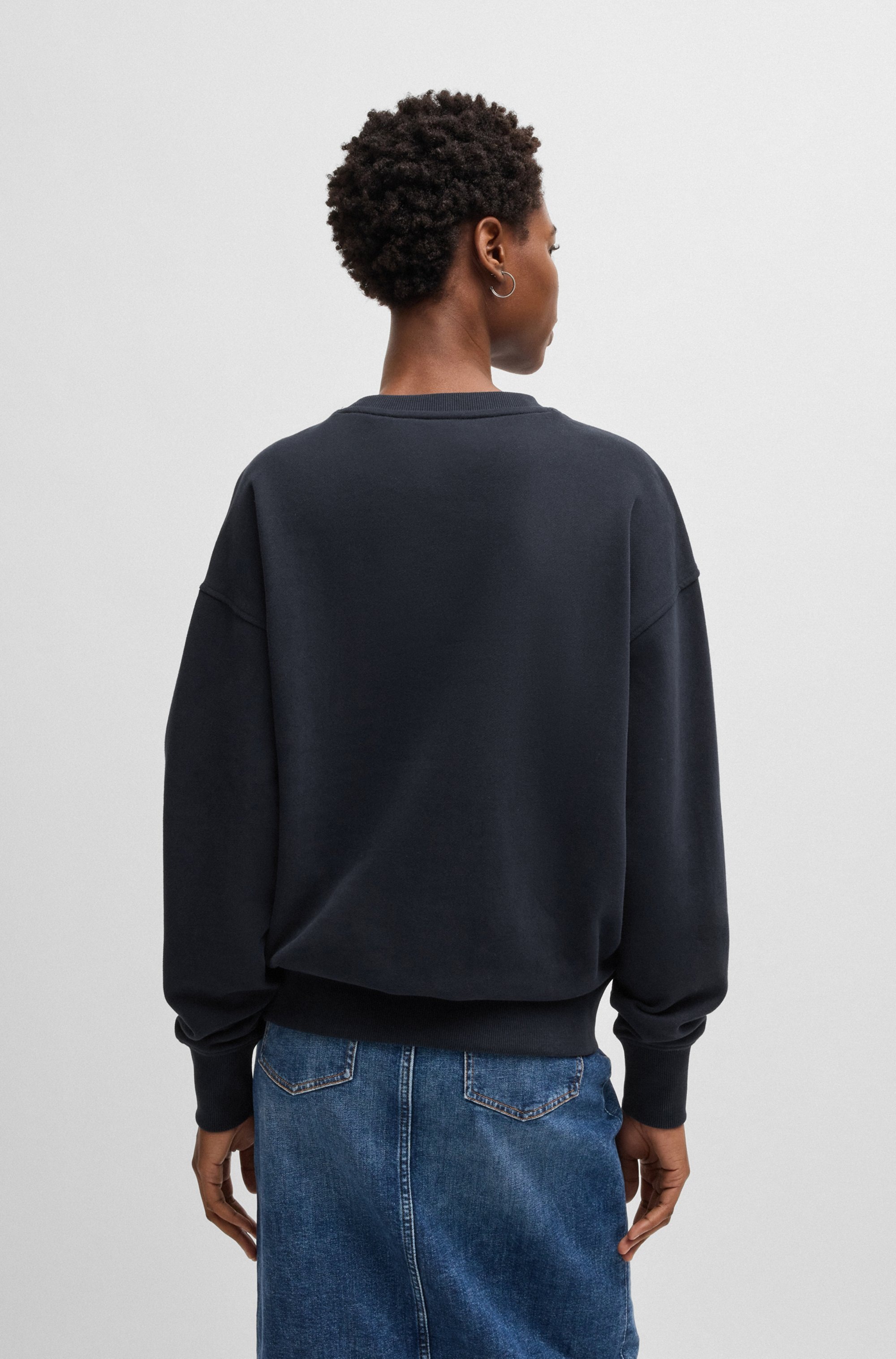 BOSS ORANGE Sweatshirt »Eteia Premium Damenmode«, oversized geschnitten, BOSS Logo
