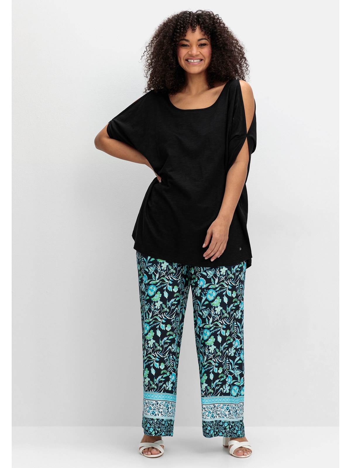 Sheego Schlupfhose "Große Größen", mit Blumenprint und Smokbund günstig online kaufen